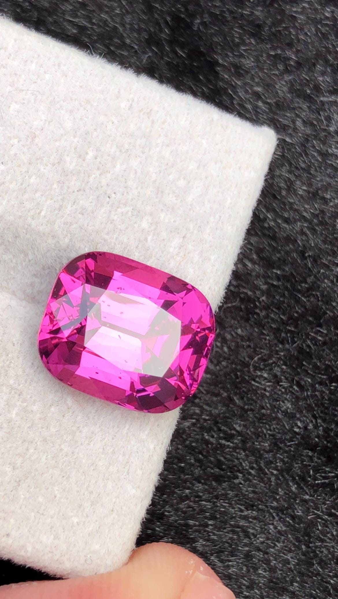 Tanga Mine Rhodolite Garnet 6.58ct Cushion Cut – Raspberry-Tone Tanzanian Gemstone