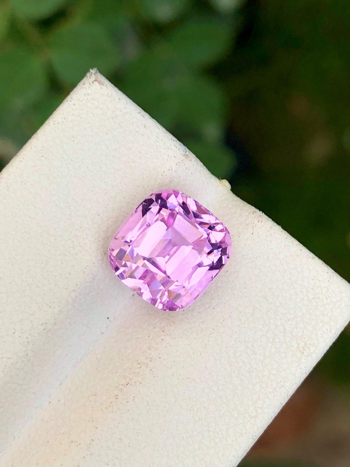 Pink Kunzite 6.50ct Cushion Cut Gemstone from Afghanistan – Elegant Blush-Toned Collector’s Stone