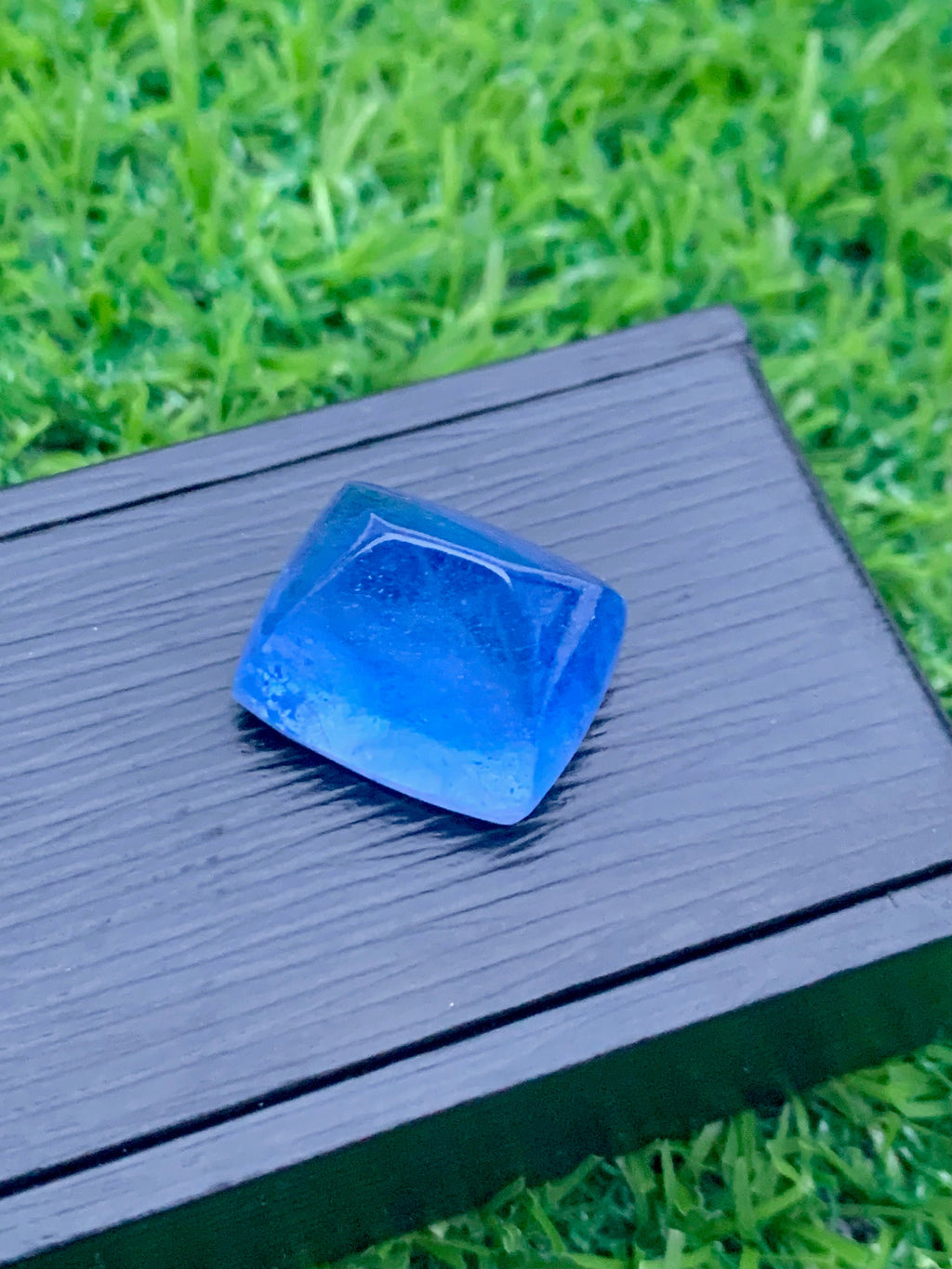 Santa Maria Aquamarine Cabochon: Deep Blue Gemstone, 33.85 CT