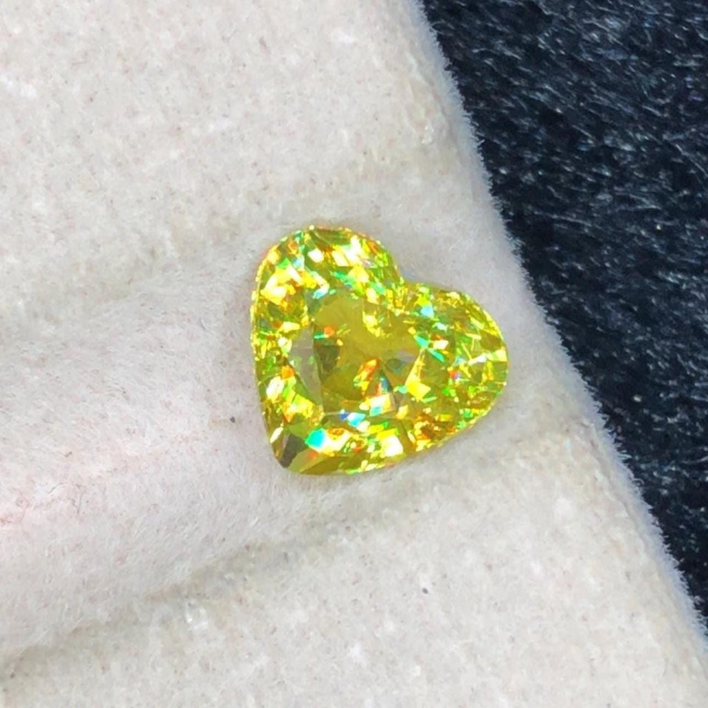 Yellow Sphene 1.20ct Heart Shape – Brilliant Fire from Pakistan
