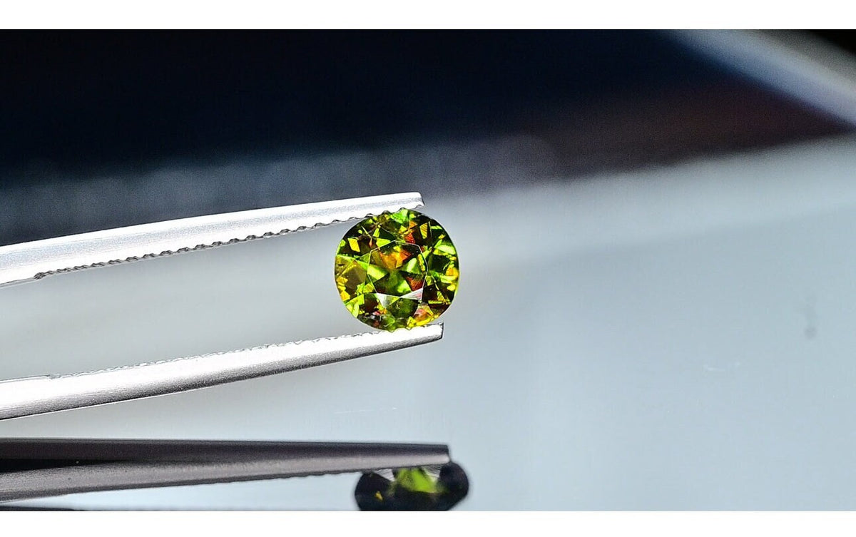 Natural Sphene Gemstone, Diamond Round Cut Ring\Jewelry Size Loose Gemstone. 1.30Carats