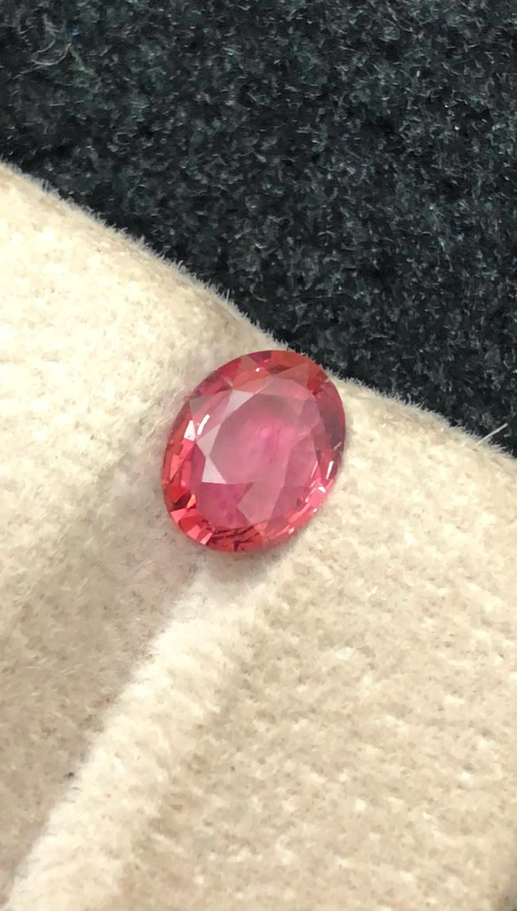 Natural Padparadscha Sapphire 1.21 ct Oval Cut – Lively Peach-Pink Glow With Certificate