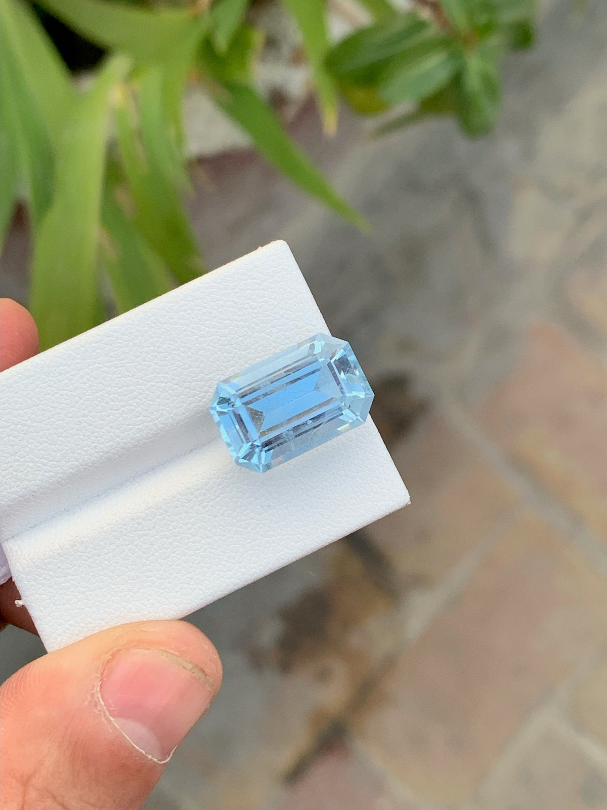 Emerald Cut Aquamarine Gemstone: Sea Blue, 10.75 CT Loose Stone