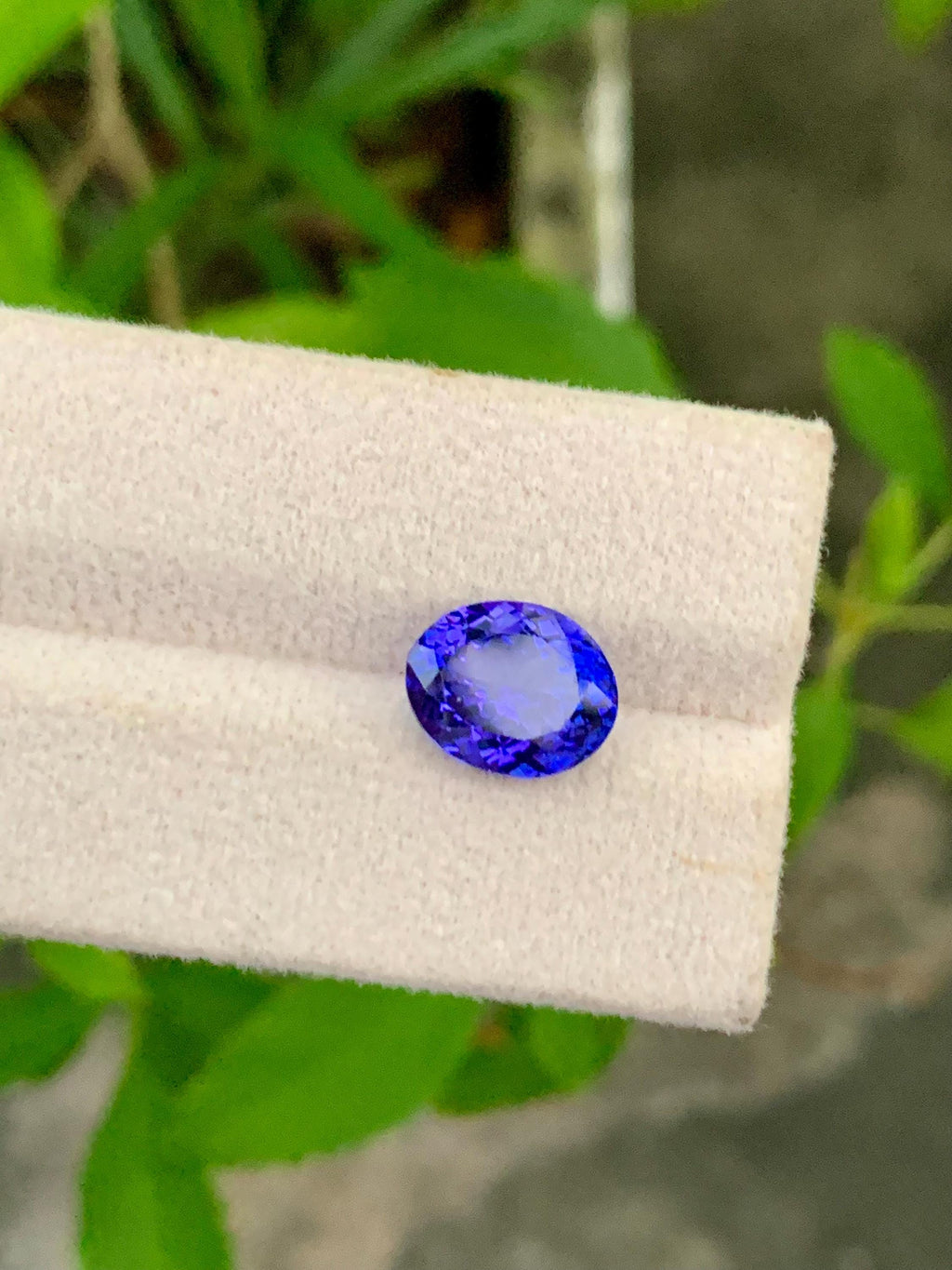 Oval Tanzanite Gemstone: December Birthstone, Jewelry Making (2.02 Carat, 12x9.5x6.5mm)