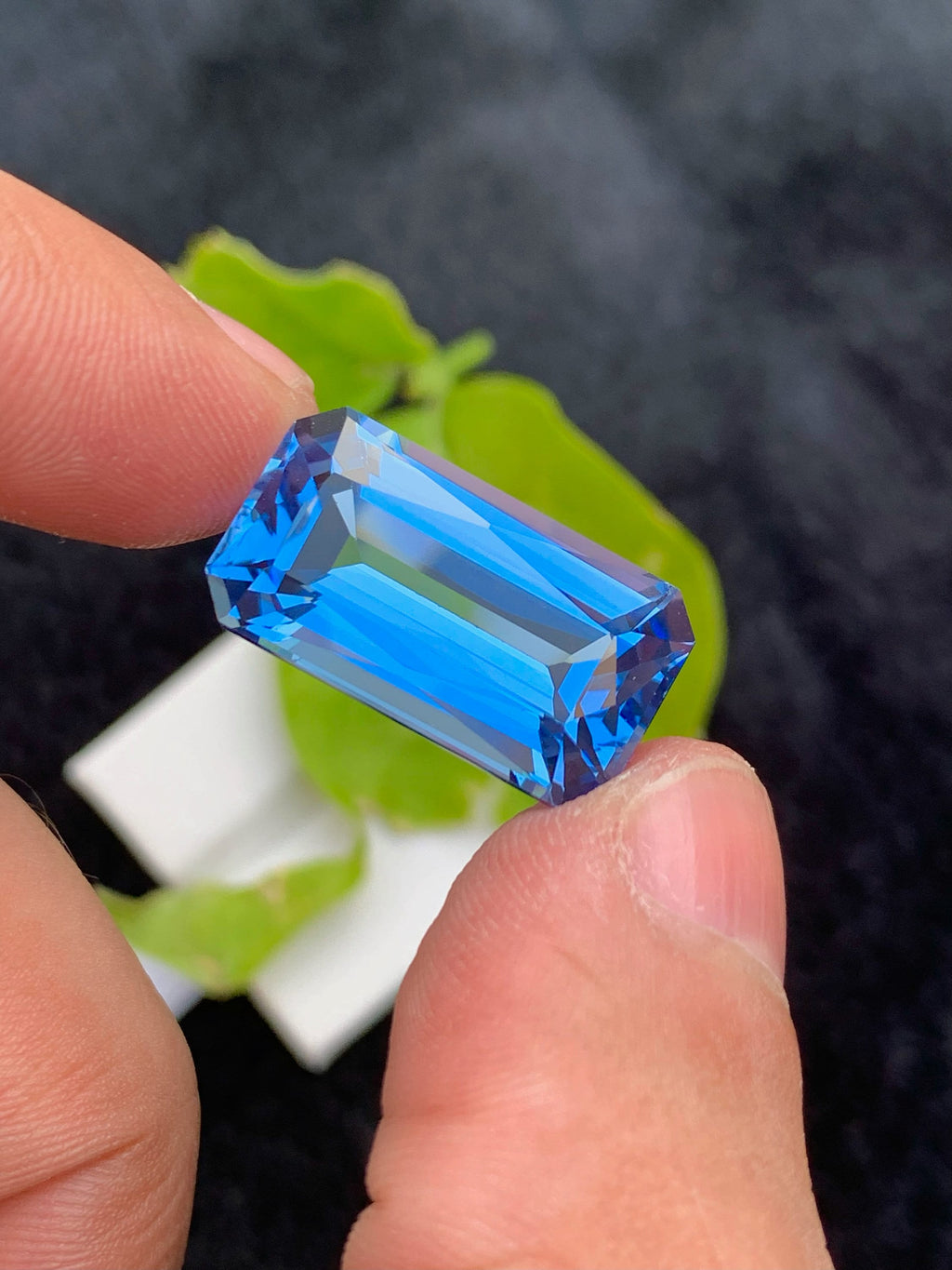 Santa Maria Aquamarine Gemstone: Emerald Cut, 18.68 CT Loose Beryl