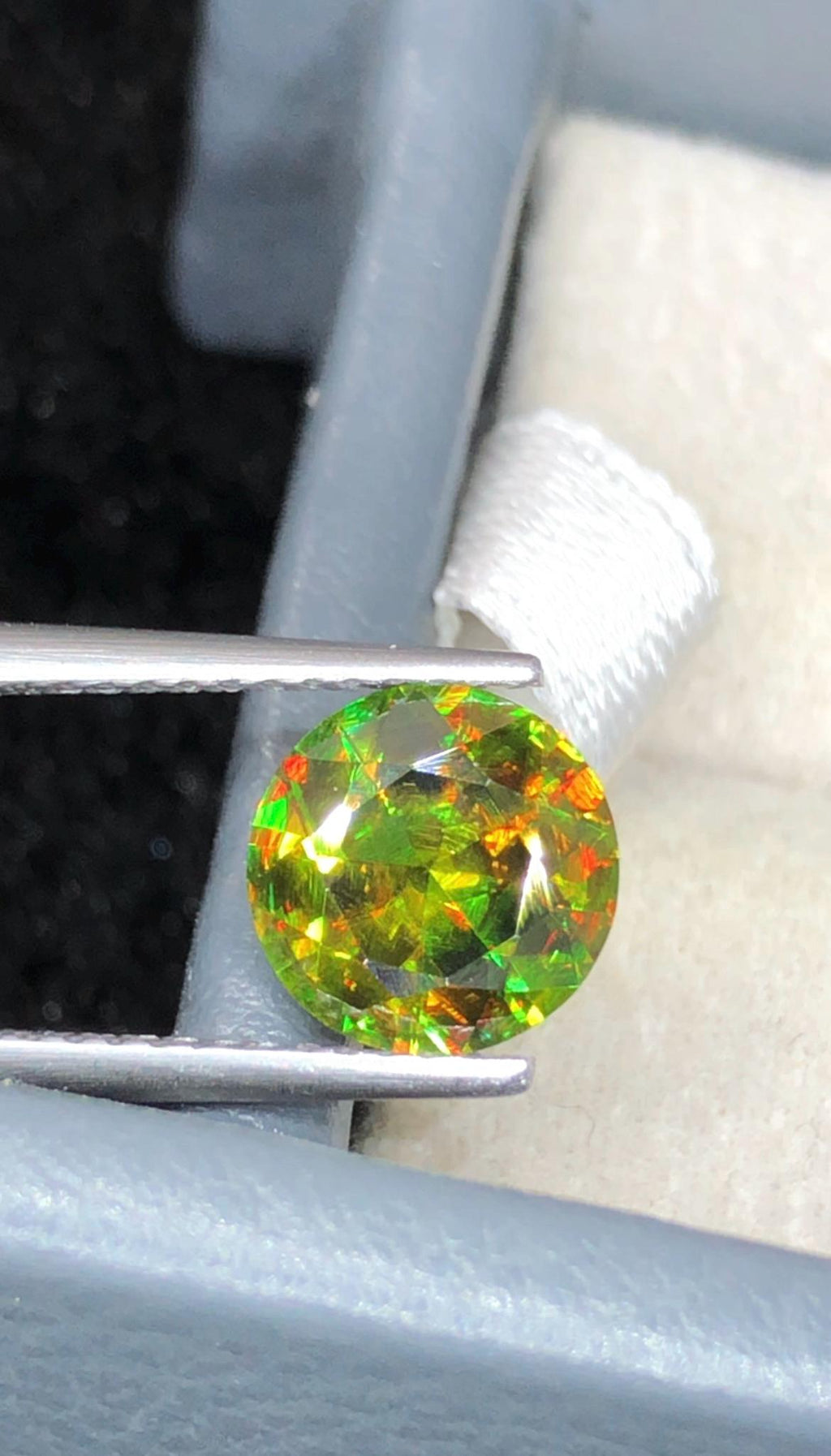 Chrome Sphene 1.75ct Round Cut From Madagascar