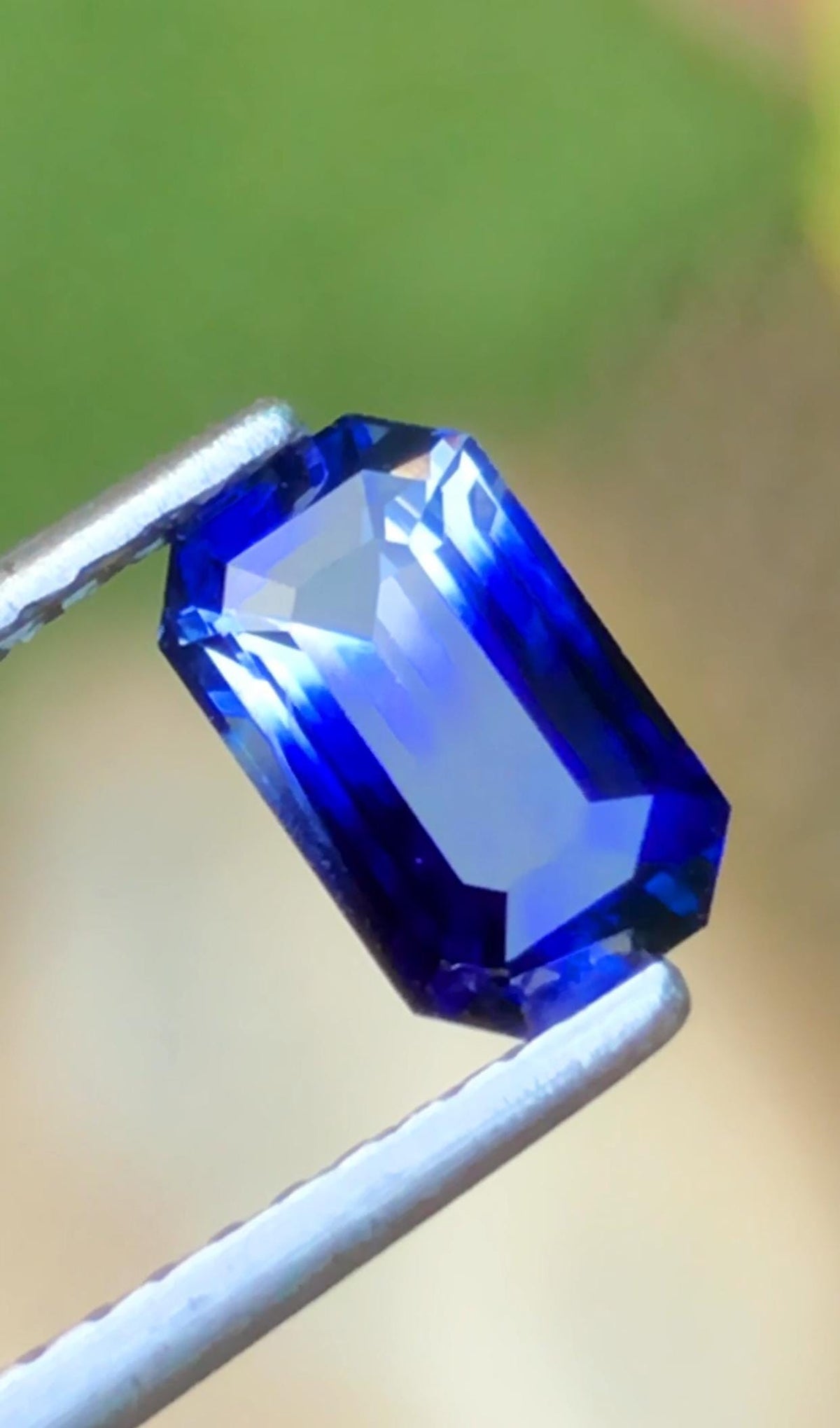 Bi colour top Sapphire 1.04 carat-Blue Bi Color Perfect Emerald cut