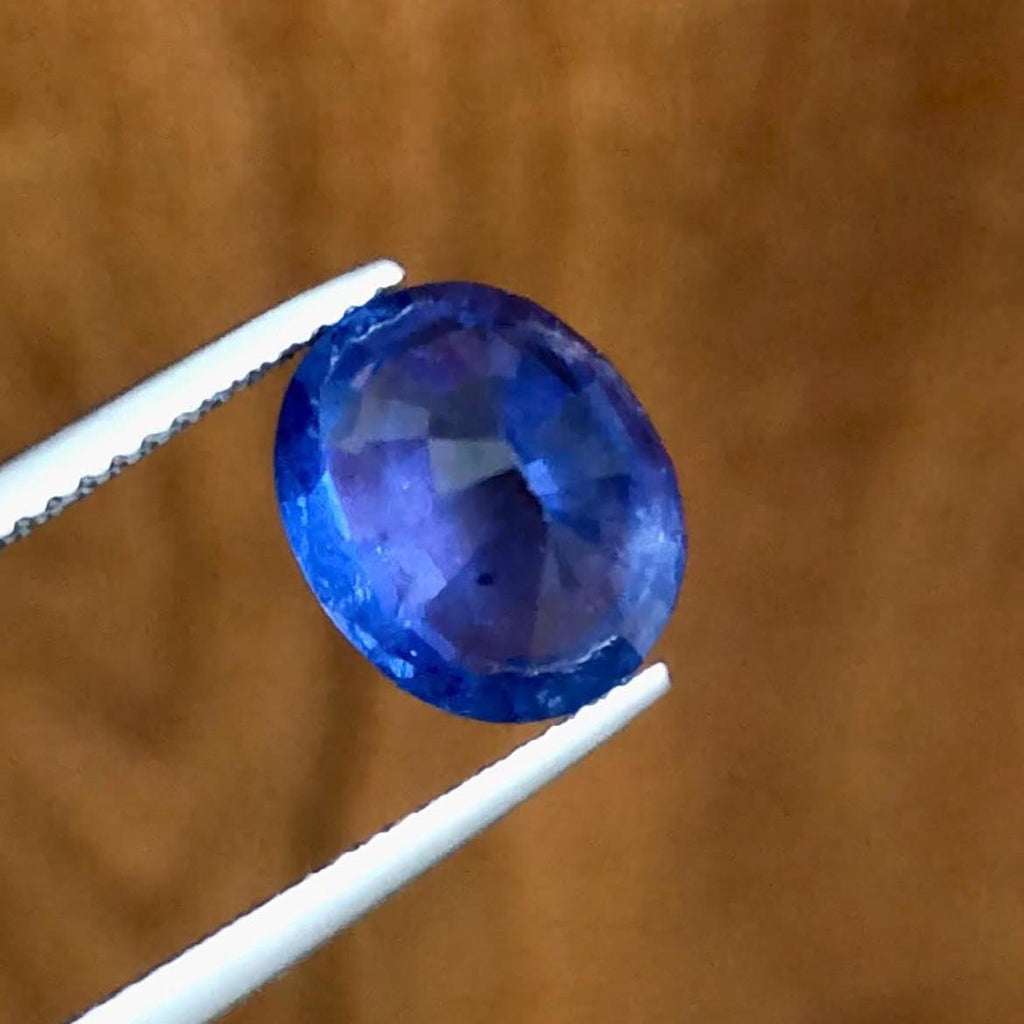 Royal Blue Sapphire 4.40ct Oval Cut