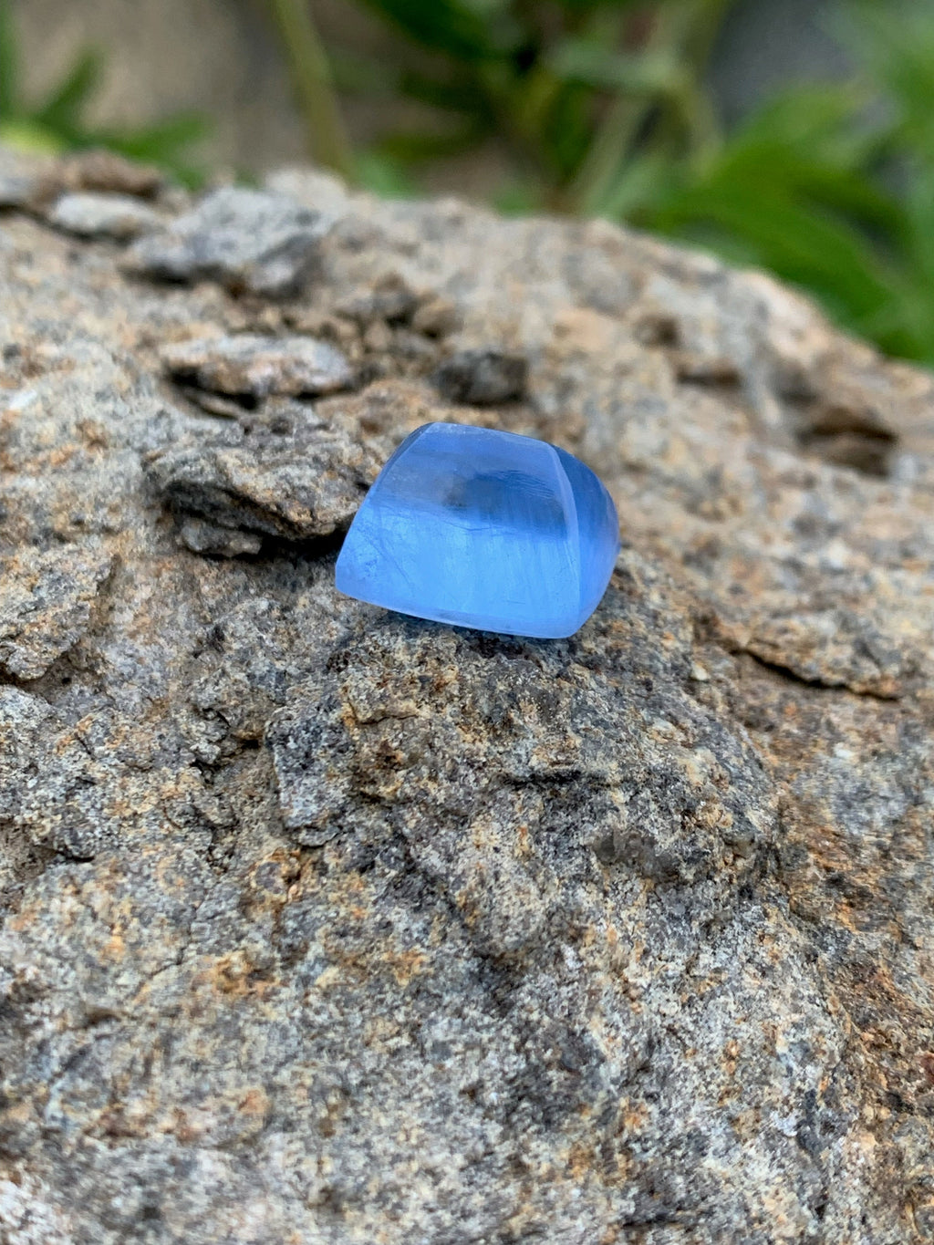 Mariner Blue Aquamarine Sugarloaf Cabochon: March Birthstone, 16.35 Carat