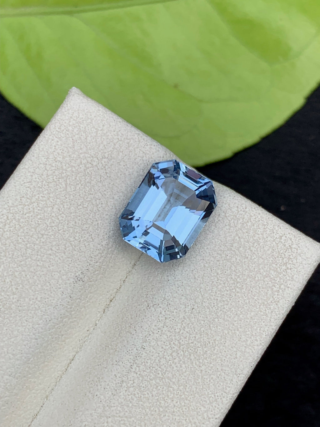 Santa Maria Blue Aquamarine Gemstone: Emerald Cut, 2.25 Carats