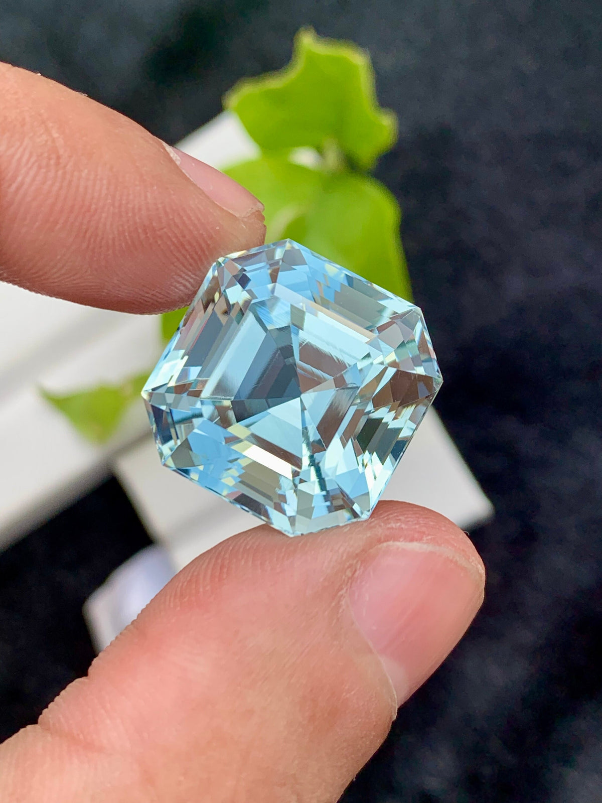 Natural Santa Maria Blue Aquamarine Gemstone: VVS Ascher Cut, 32.15 CT