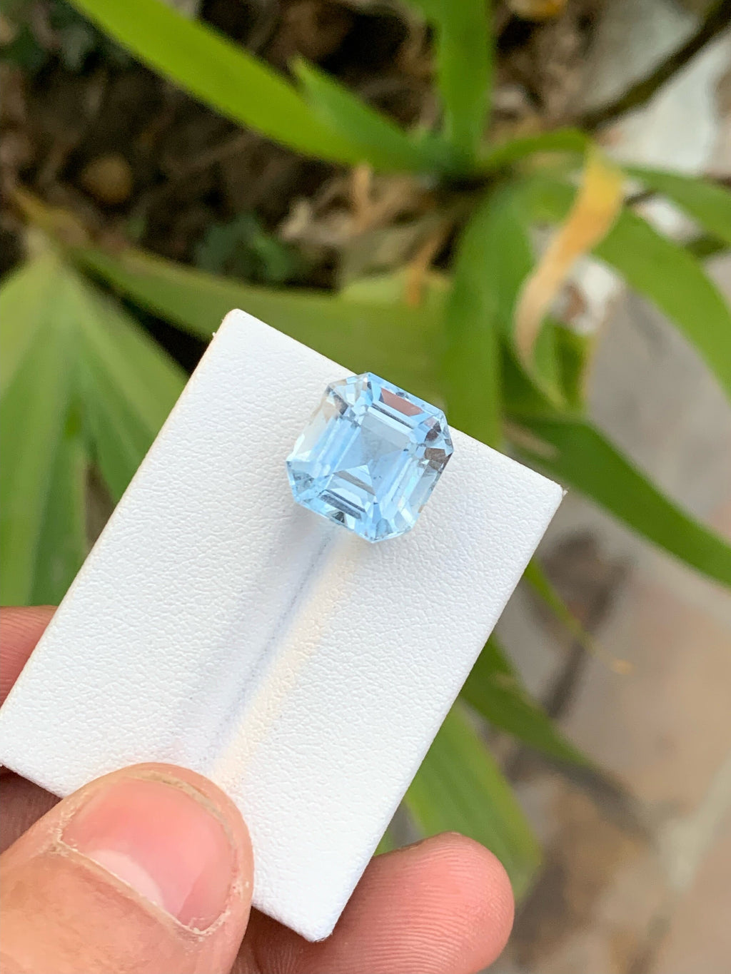 Santa Maria Blue Aquamarine Gemstone: 8.85 CT VVS Square Cut