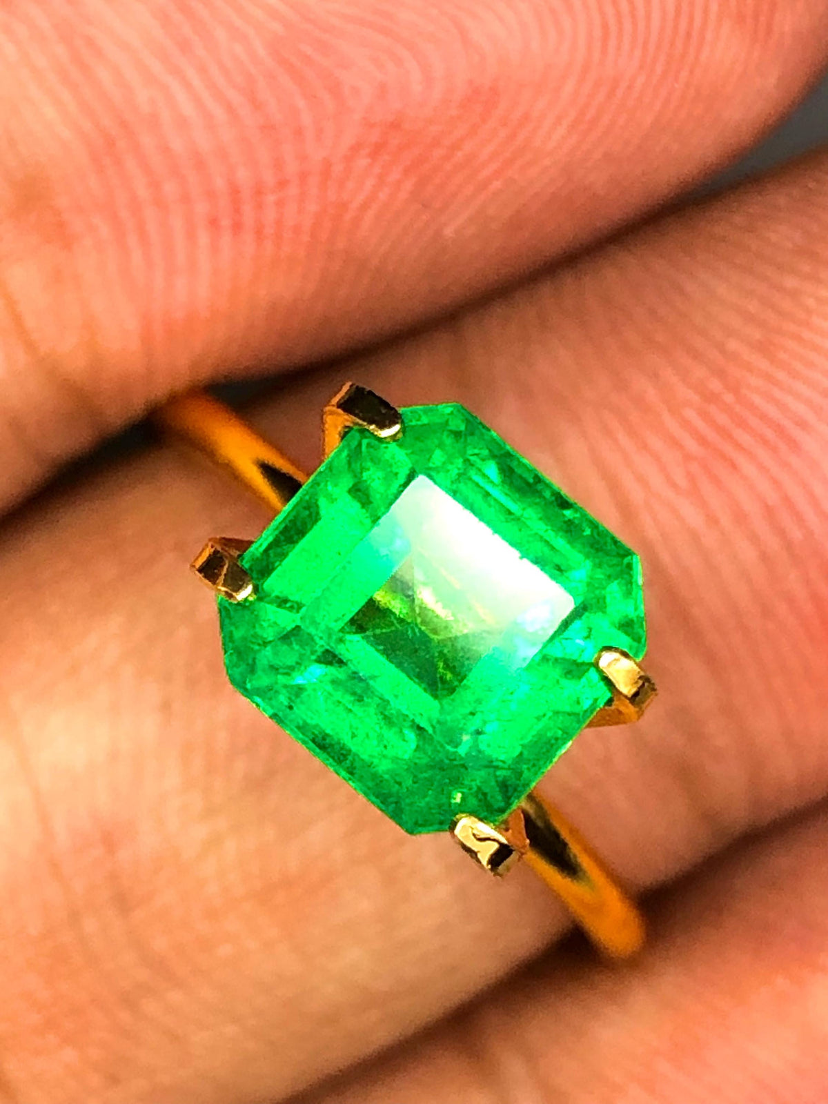 Rare Asscher Cut Vivid Green Top Top Grade Zambian Emerald,2.63 Cts Beauty