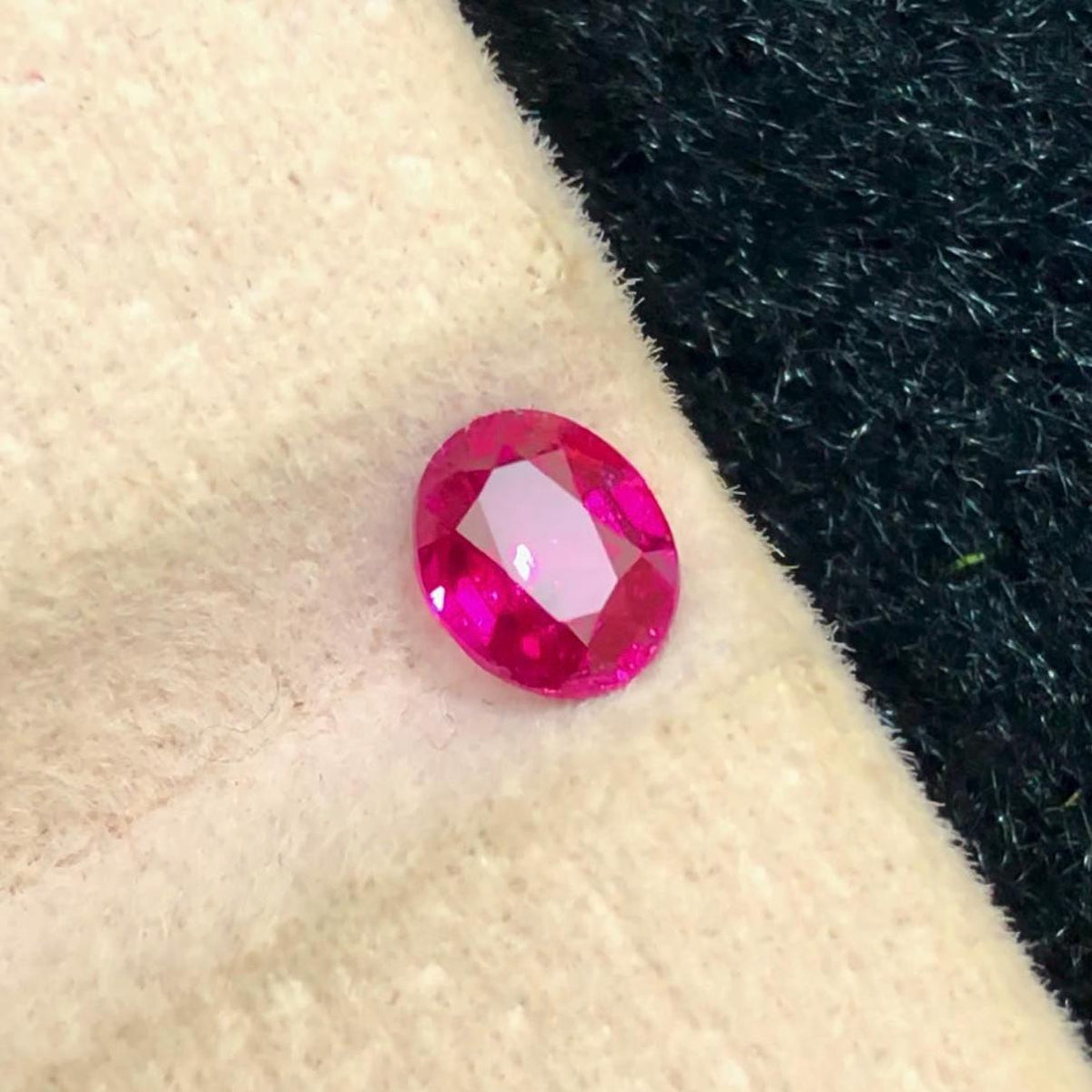 Ruby 0.70 Carat Oval Cut – Jagdalak Afghanistan