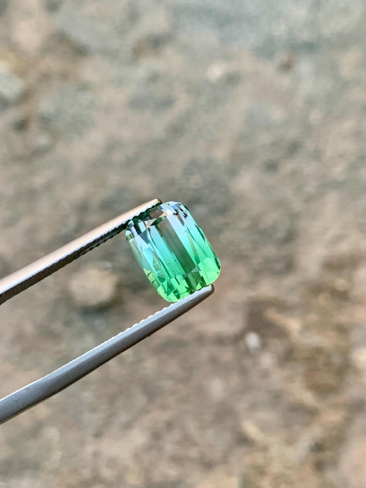Natural Bluish Green Tourmaline Gemstone: Cushion Cut, 4.70 CT