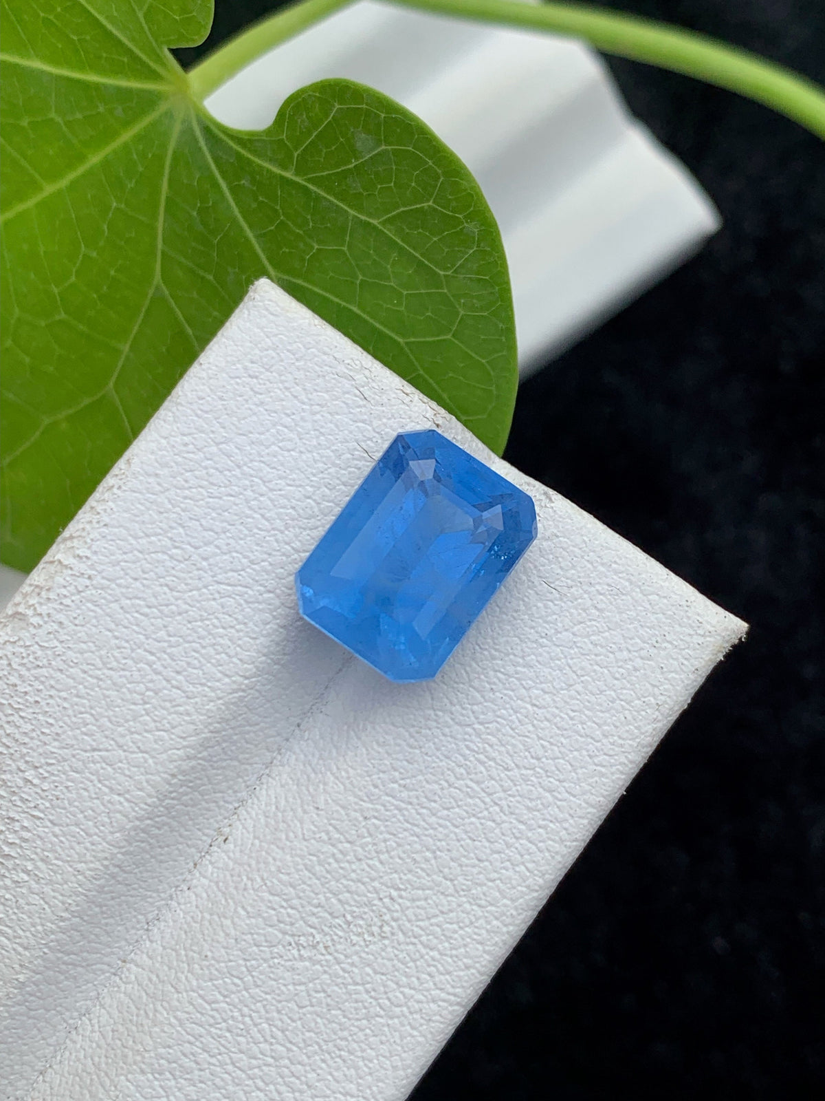 Santa Maria Aquamarine Gemstone: Emerald Cut Deep Blue Beryl, 6.15 CT