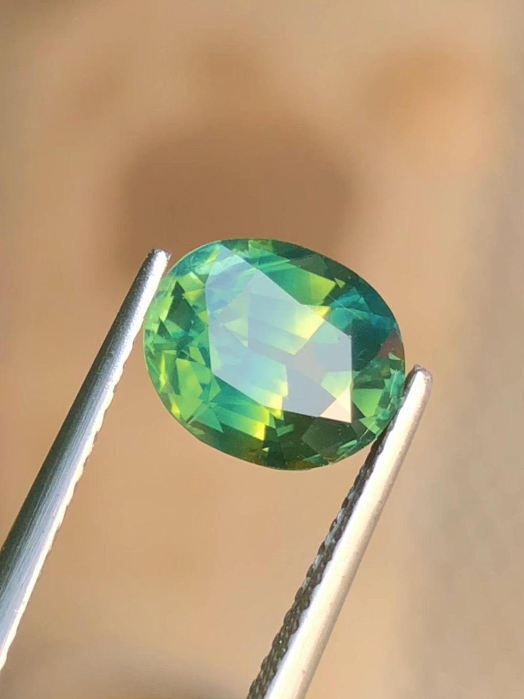 Green Bi-Color Sapphire 2.77 ct Oval Cut Australia