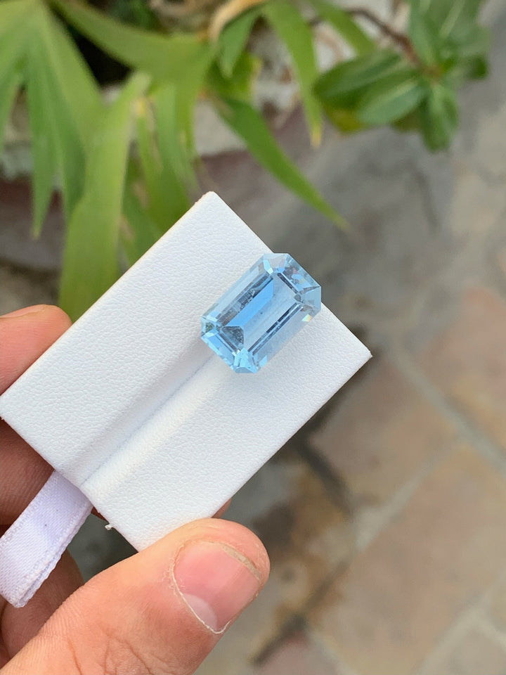 Emerald Cut Aquamarine Gemstone: Sea Blue, 10.75 CT Loose Stone