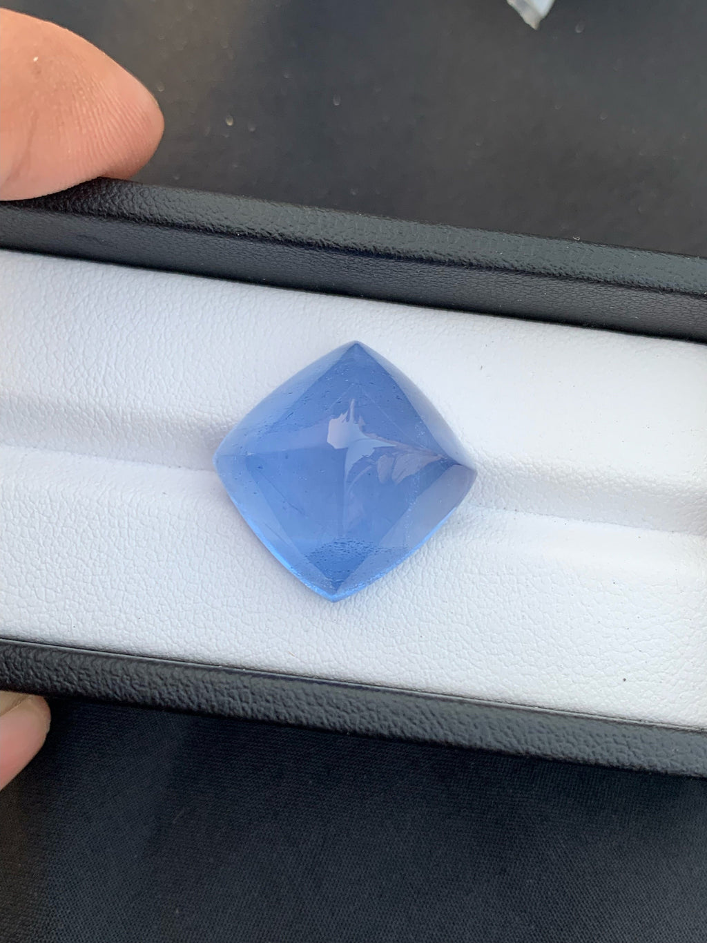 Santa Maria Aquamarine Cabochon: Deep Blue Gemstone, 28.35 CT