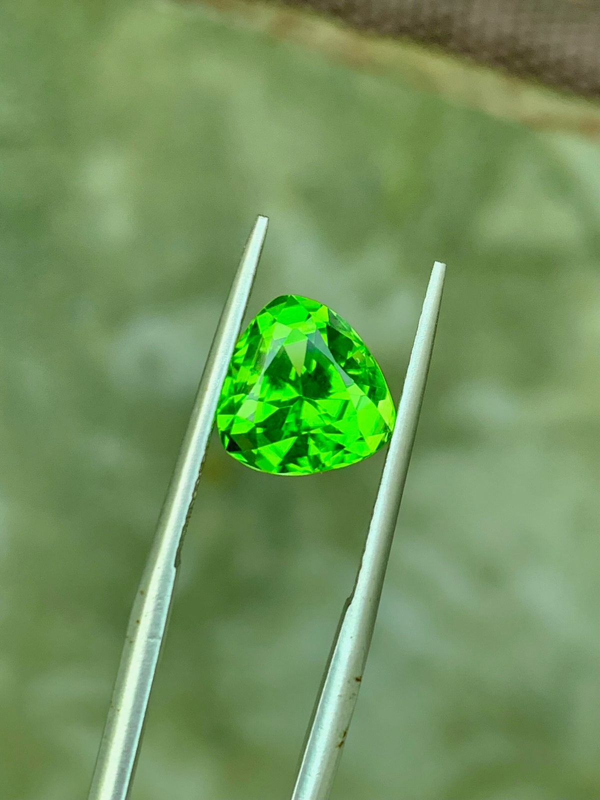 Trillion Cut Green Peridot Gemstone: Natural August Birthstone, 3.30 Cts