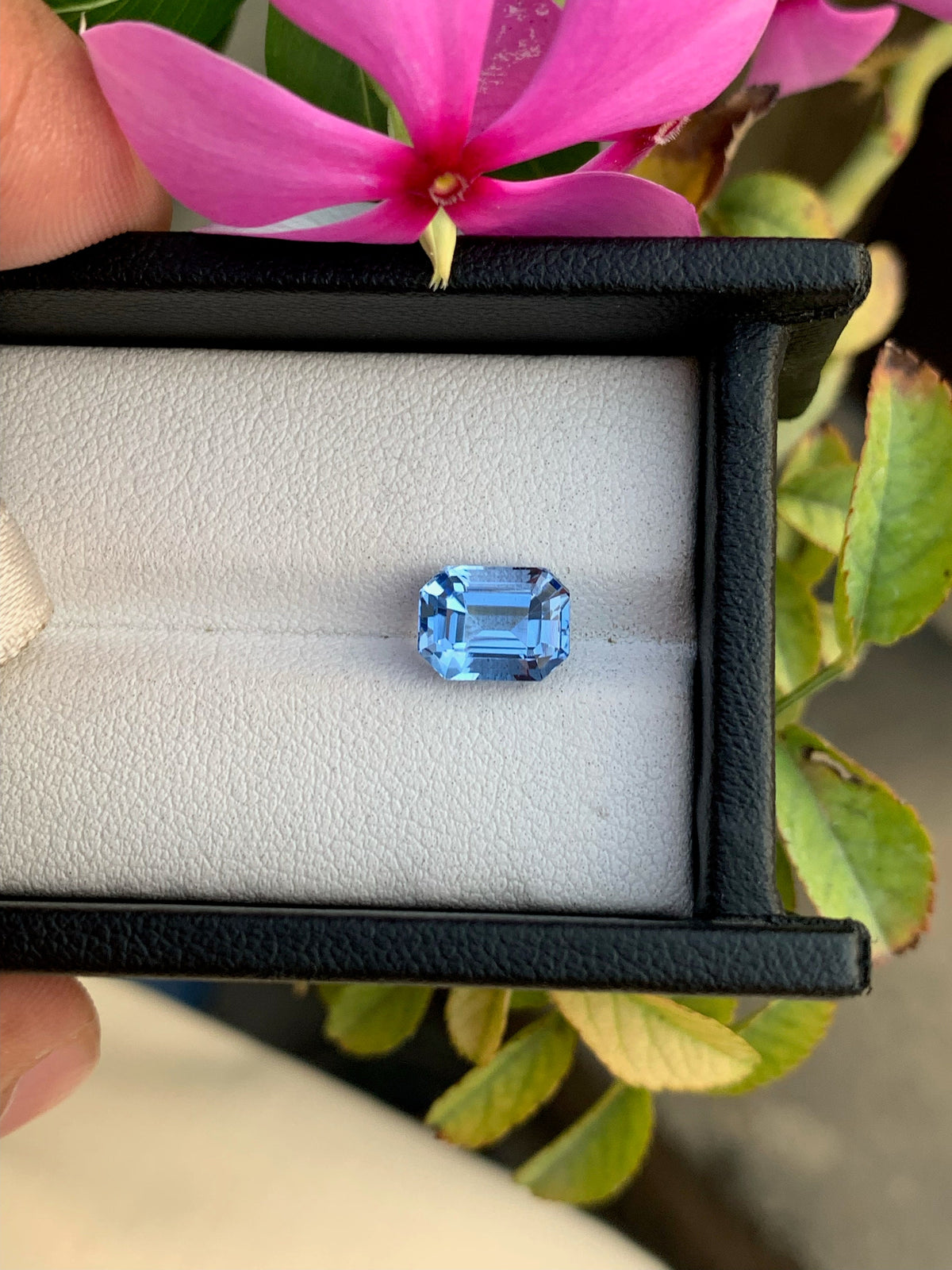 Santa Maria Blue Aquamarine Gemstone: Emerald Cut, 2 Carats