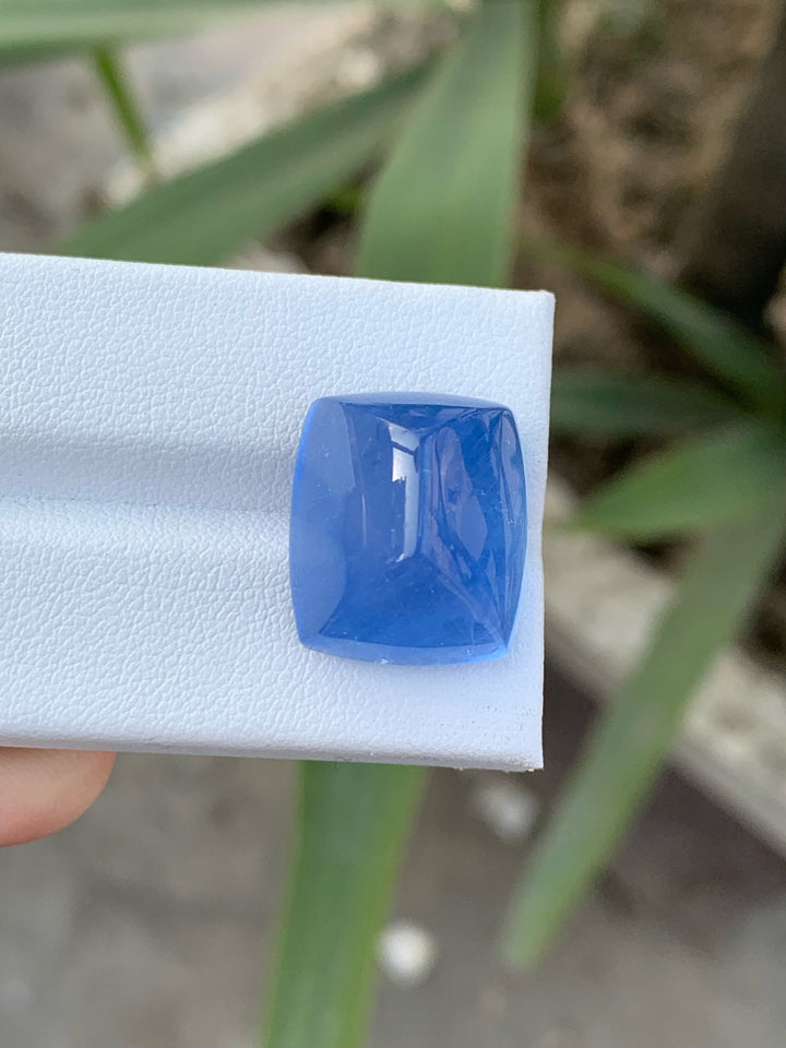 Santa Maria Aquamarine Cabochon: Fine Gemstone, 27.5 Carat