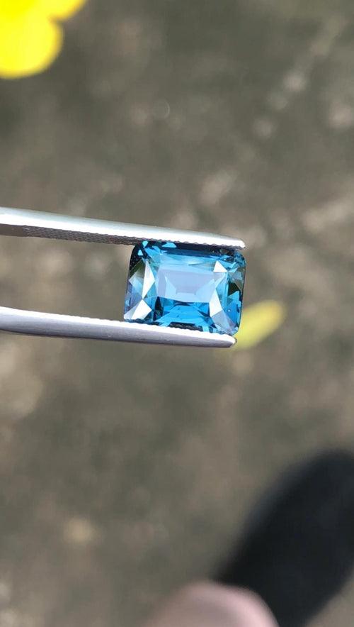 5.09 CT Faceted Blue Cobalt Spinel Gemstone - August Birthstone