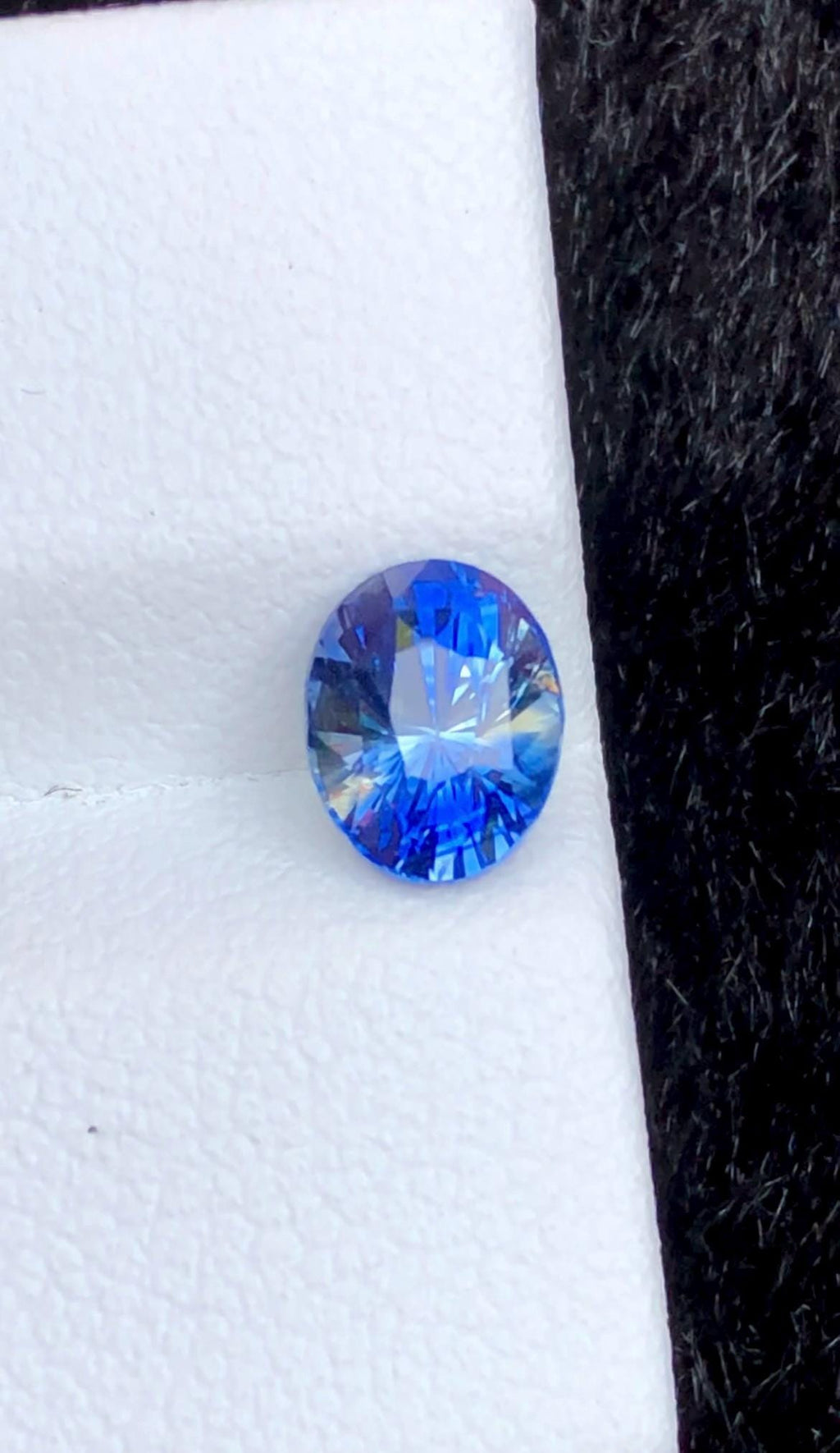 Bi-Color Blue Sapphire 1.30 Ct Oval Cut – Certified Ceylon Sapphire from Sri Lanka