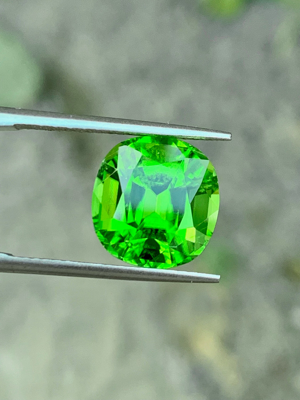 Olive Green Peridot Gemstone: 6.35 CT Natural Cushion Cut