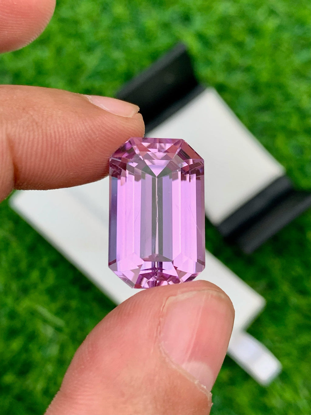 Natural Pink Kunzite Gemstone: 27.75 Carat Emerald Cut