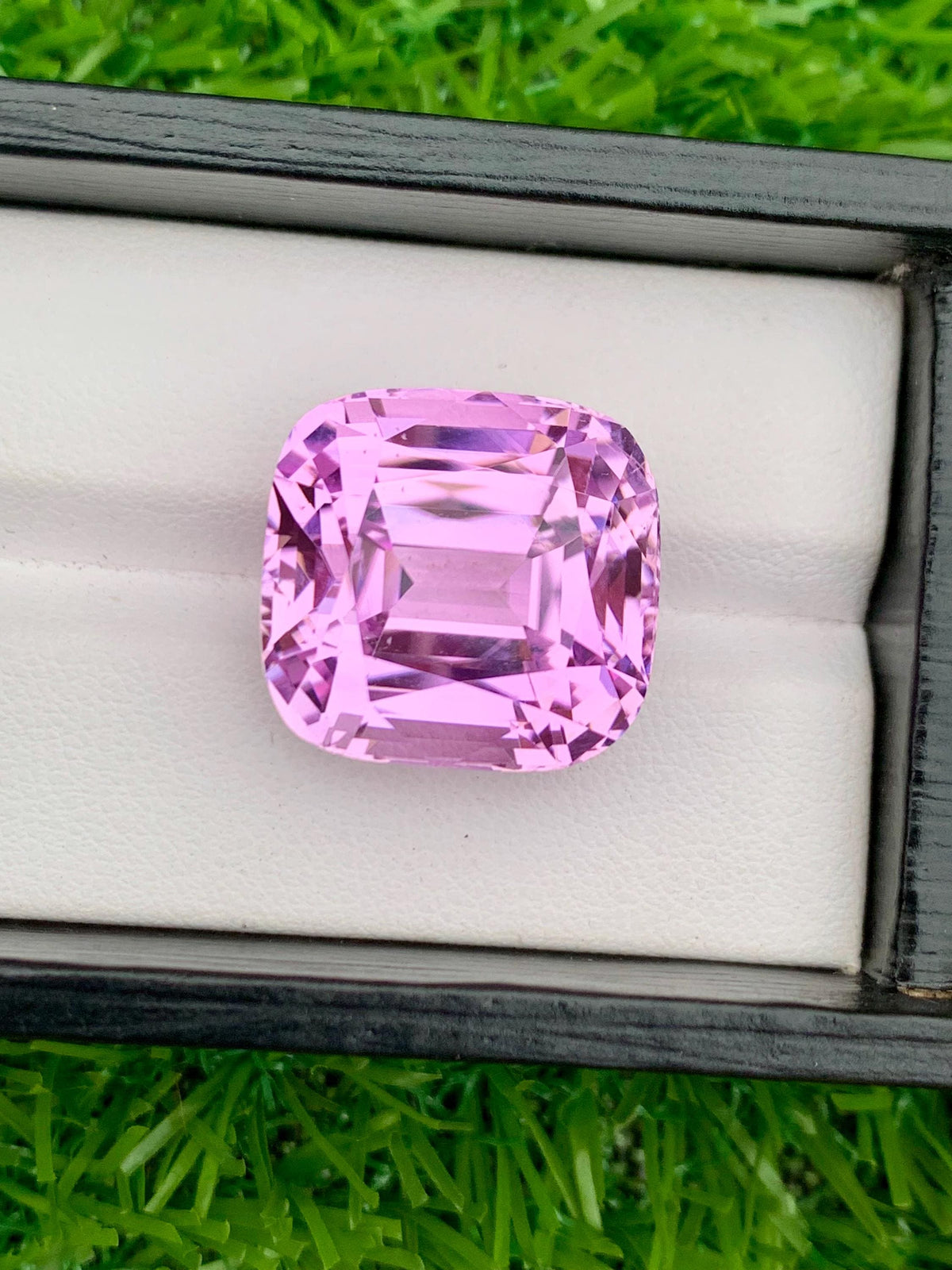 Lilac Pink Kunzite Gemstone: 40.35 CT Cushion Cut, Afghanistan Origin