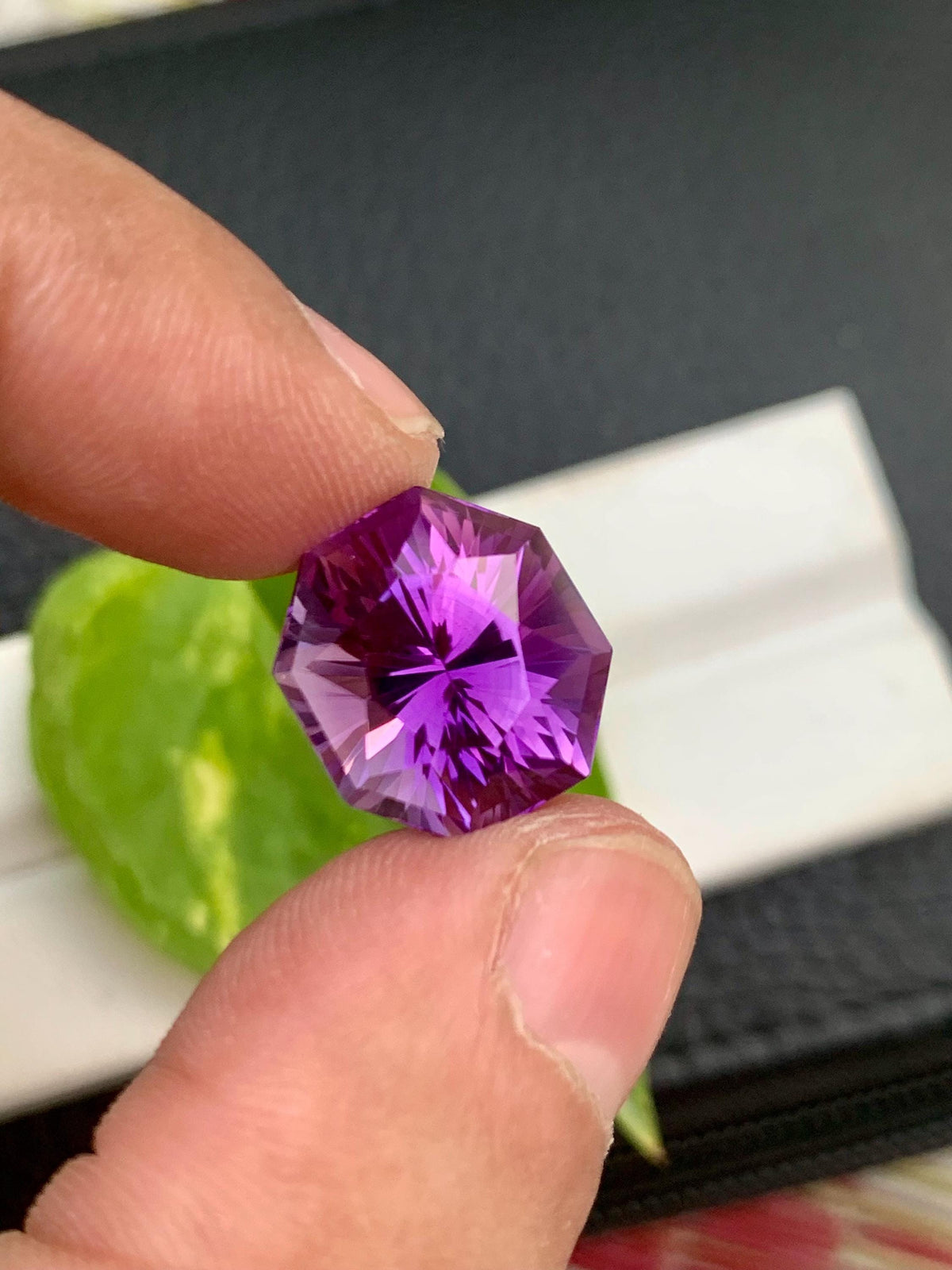 Deep Purple Amethyst Gemstone: 11.55 CT Fancy Flower Cut