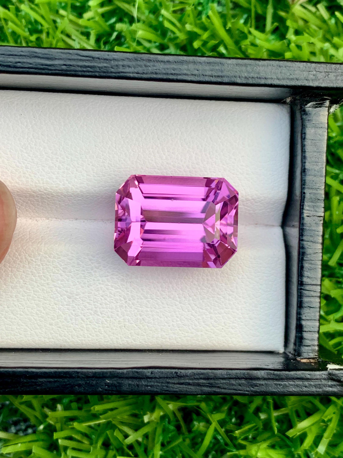 Emerald Cut Pink Kunzite Gemstone: 20.60 CT October Birthstone