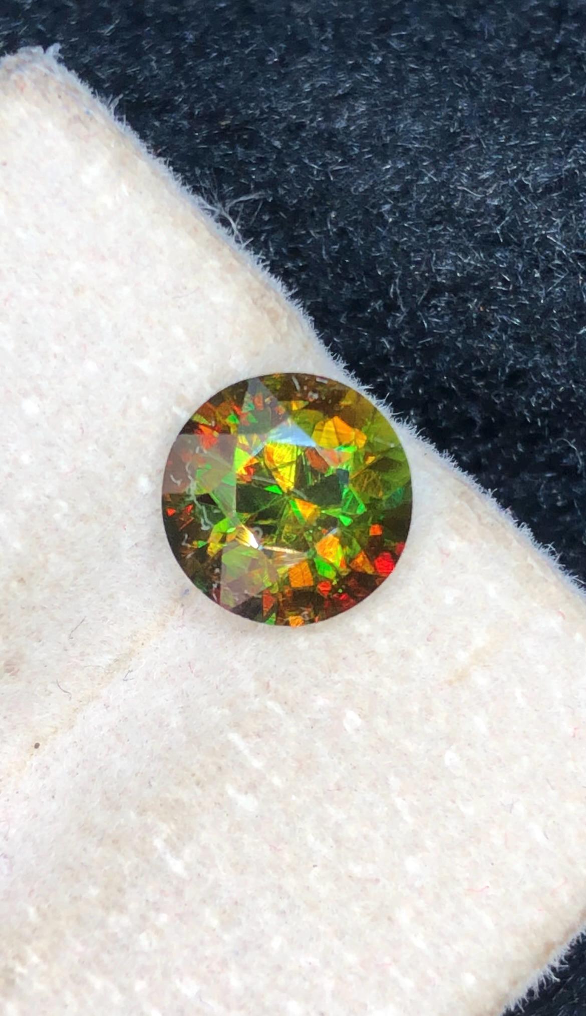 Chrome Sphene 2.10ct Round Cut – Skardu Pakistan • Full Fire