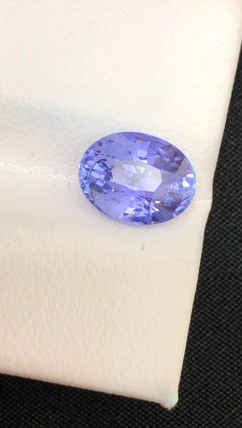 Certified 3.06 Carat Oval Blue Sapphire Gemstone: Untreated Jewelry Stone