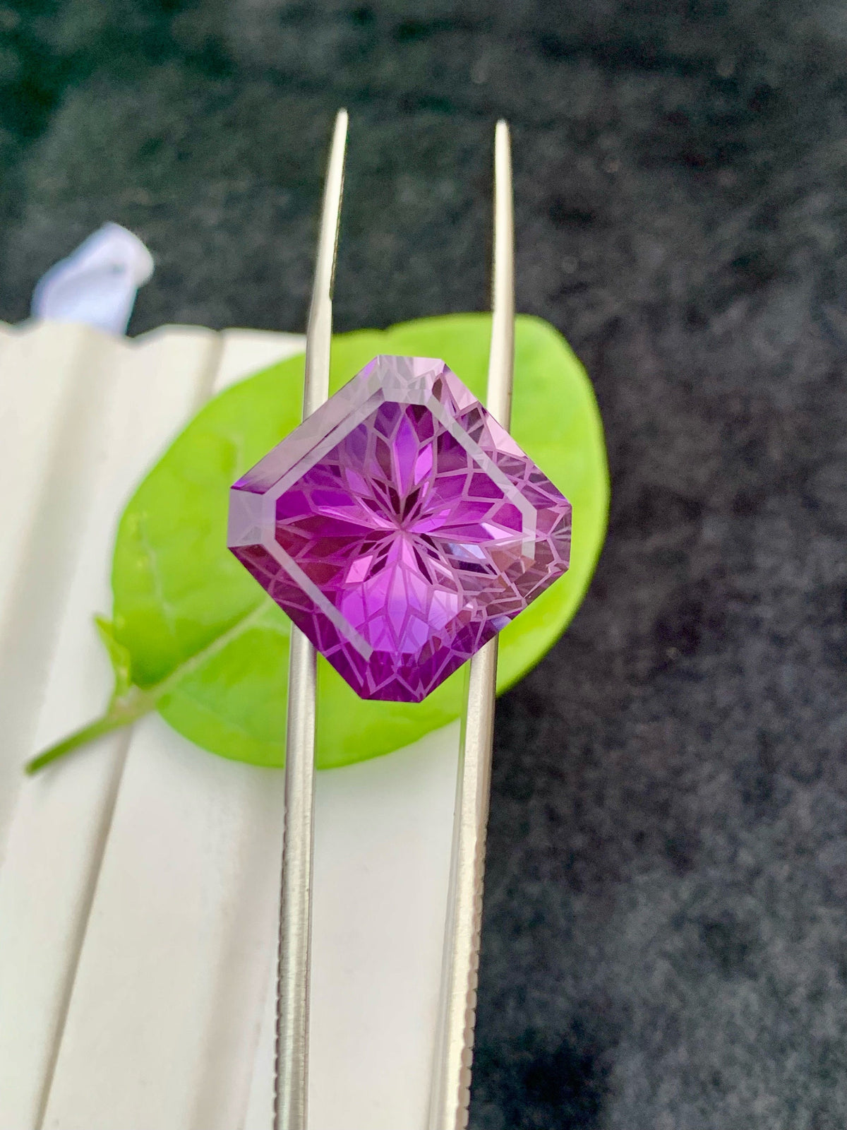 Deep Purple Amethyst Stone: 28.90 CTS, Square Asscher Cut Gem