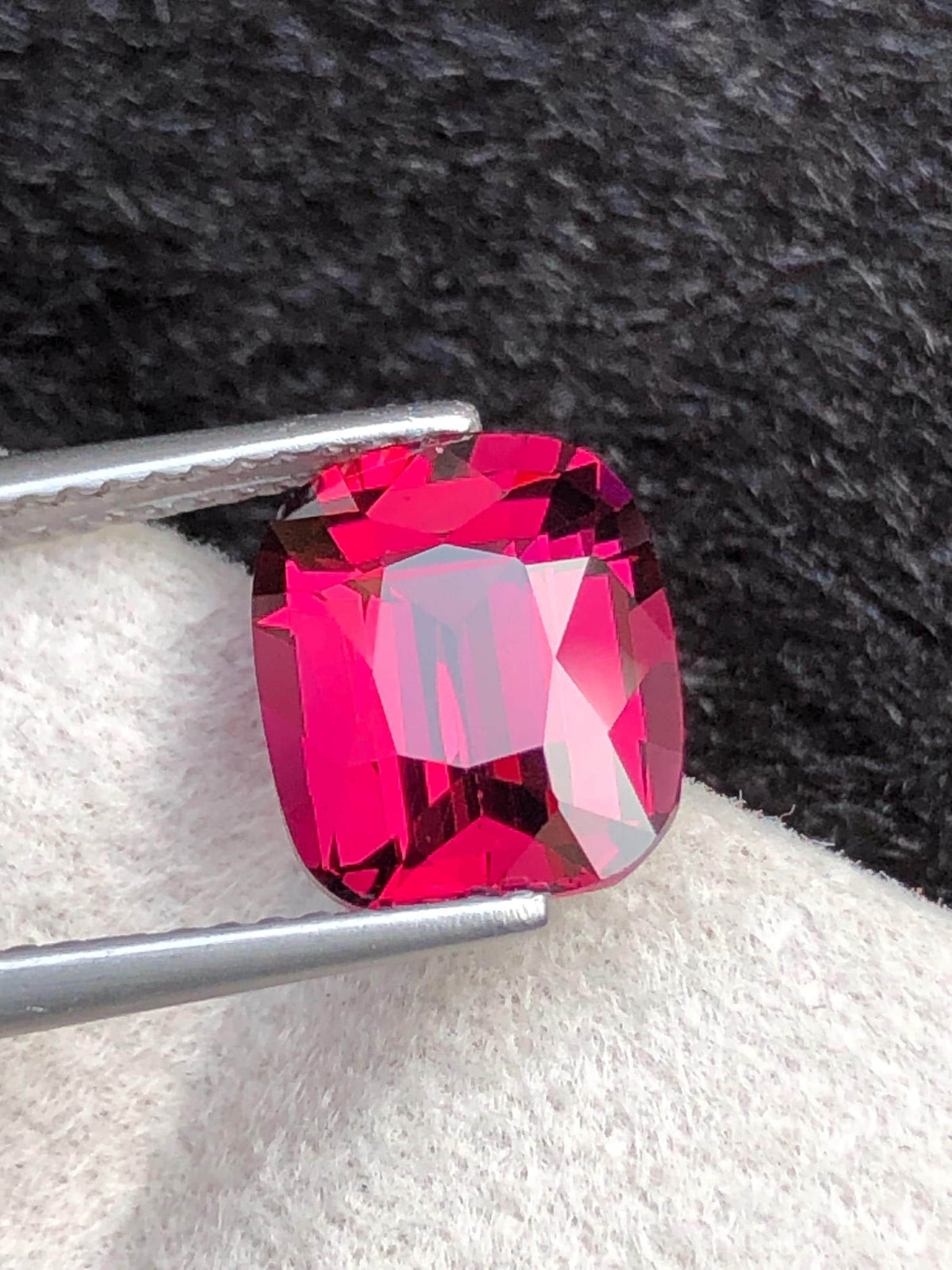 Tanga Mine Rhodolite Garnet 3.80ct Cushion Cut – Raspberry-Tone Tanzanian Gemstone