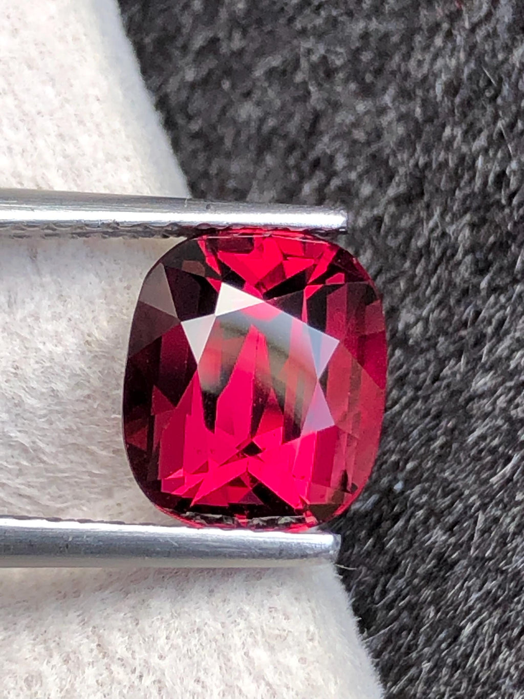 Rhodolite Garnet 3.09ct Cushion Cut Raspberry Pink from Tanzania
