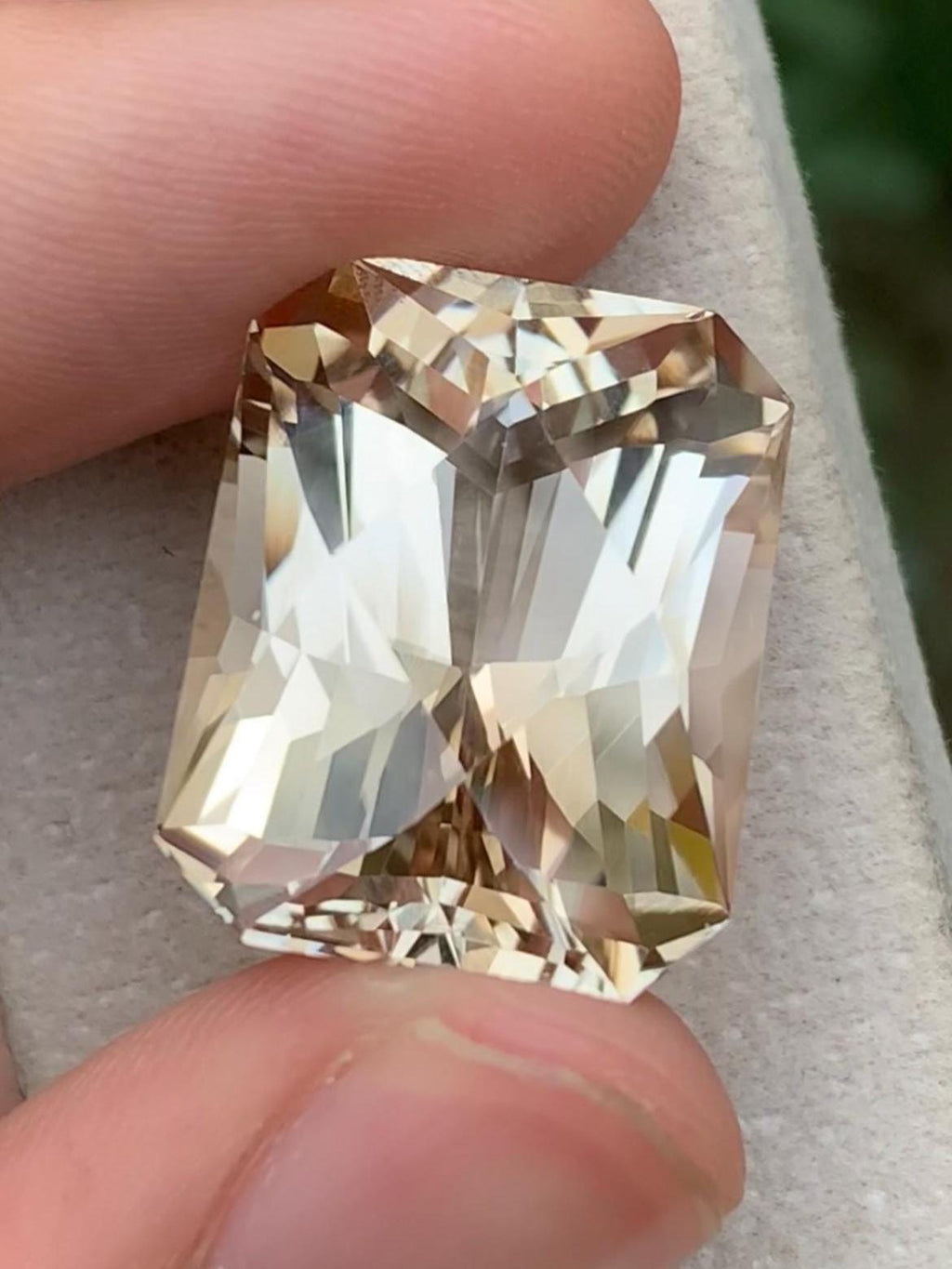 Golden Topaz 36.80ct Fancy Octagonal Cut – Skardu Pakistan