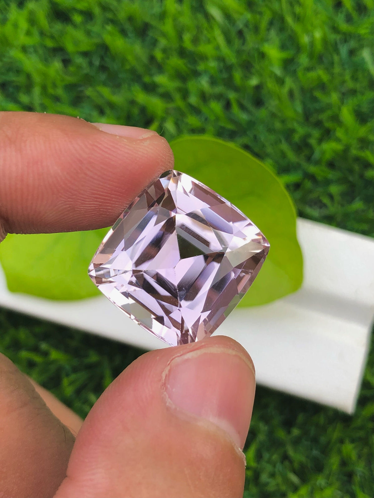 Reddish Pink Kunzite Gemstone: 31.40 CT Faceted Cushion Cut