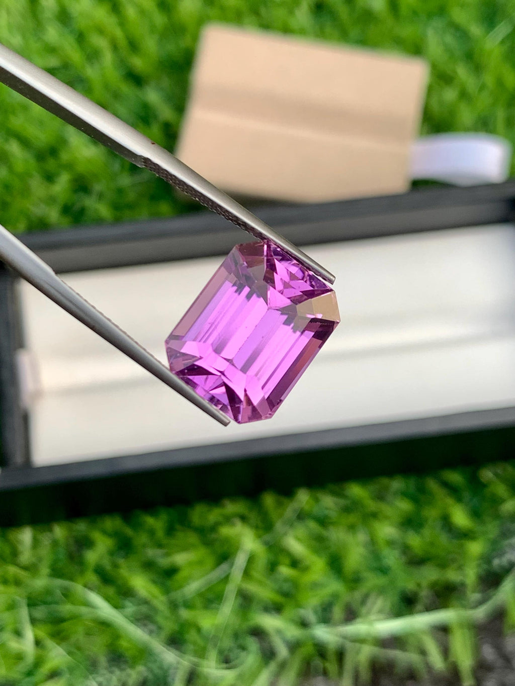 Emerald Cut Pink Kunzite Gemstone: 12.35 Carat Faceted Jewelry Stone