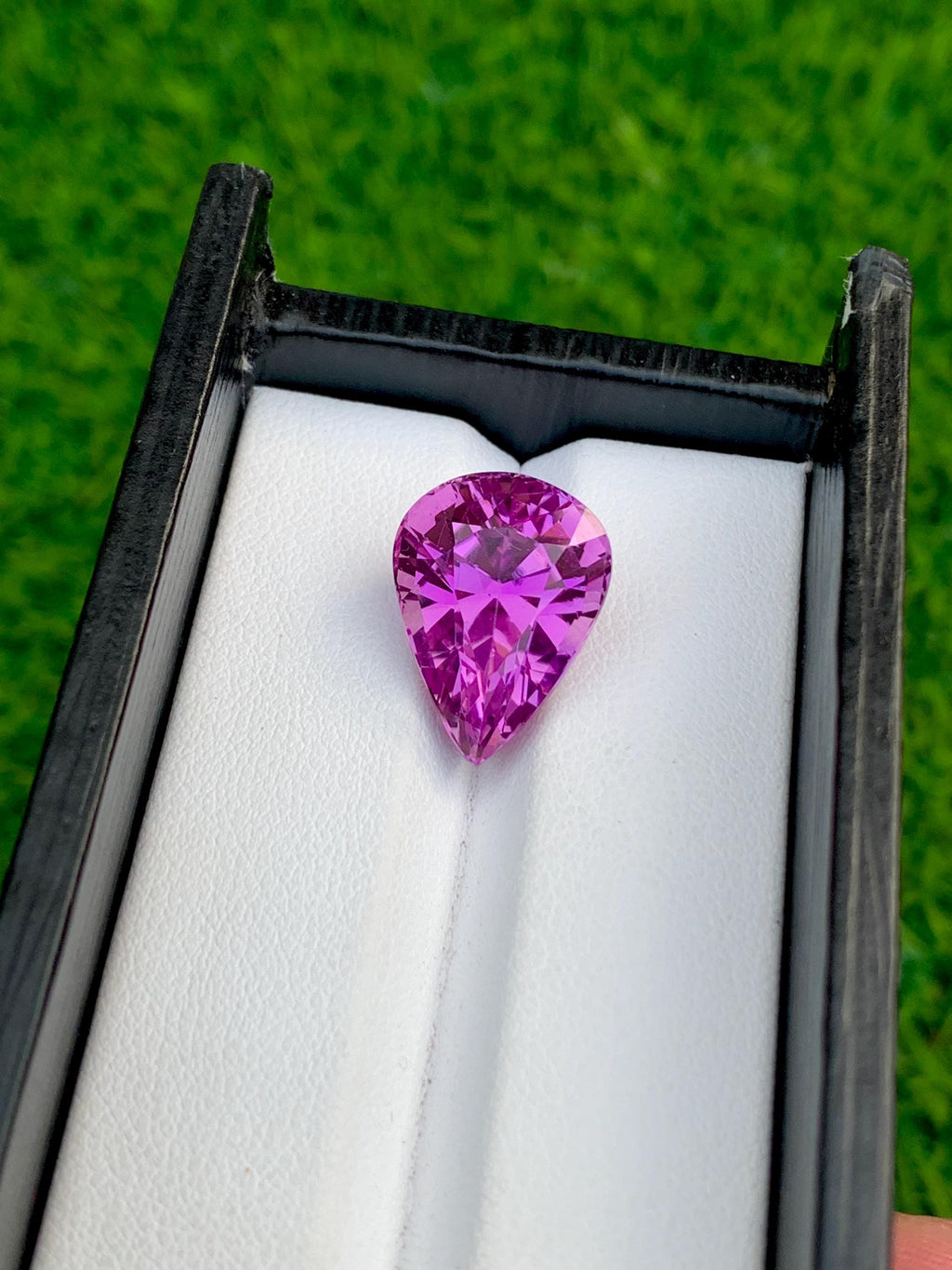 Deep Magenta Pink Kunzite Gemstone, Pear Cut, 13.65 CT, October Birthstone