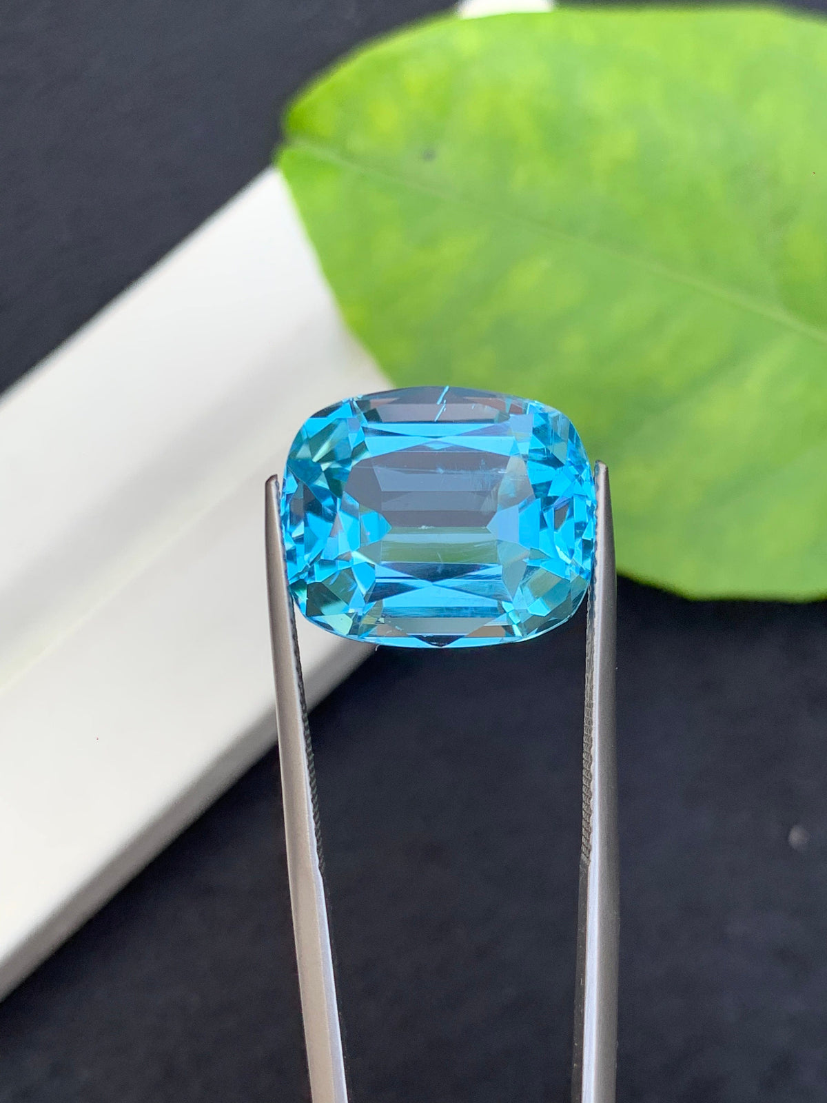19 CT Swiss Blue Topaz Gemstone: Step Cushion Cut Loose Stone