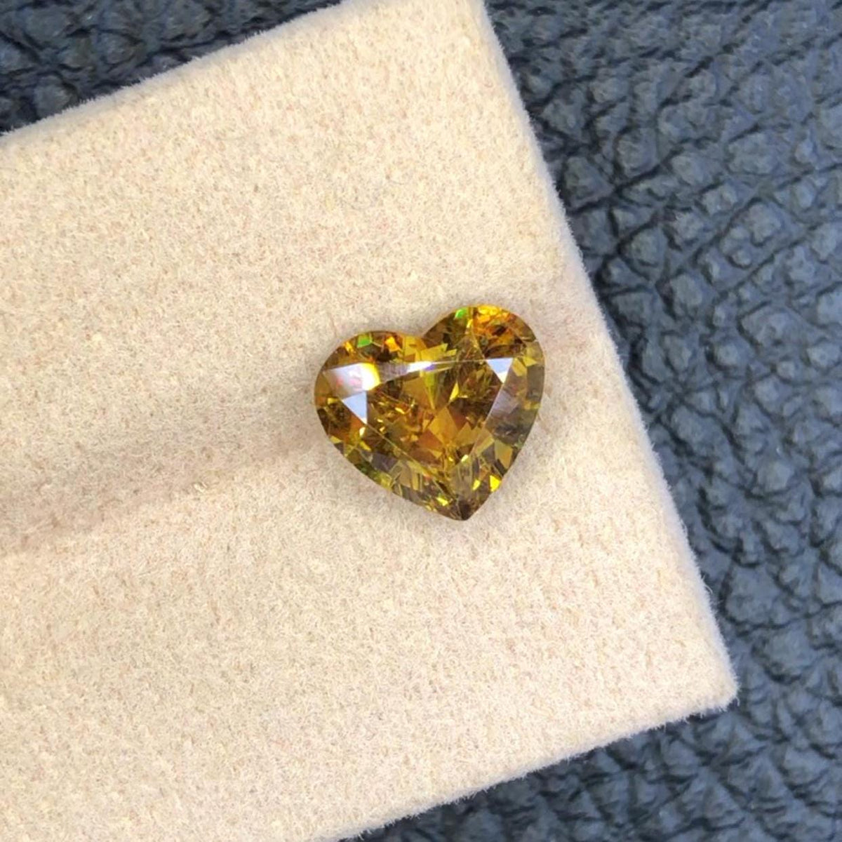 Natural Heart Cut Sphene Gemstone: 2.90 CT Fire Titanite