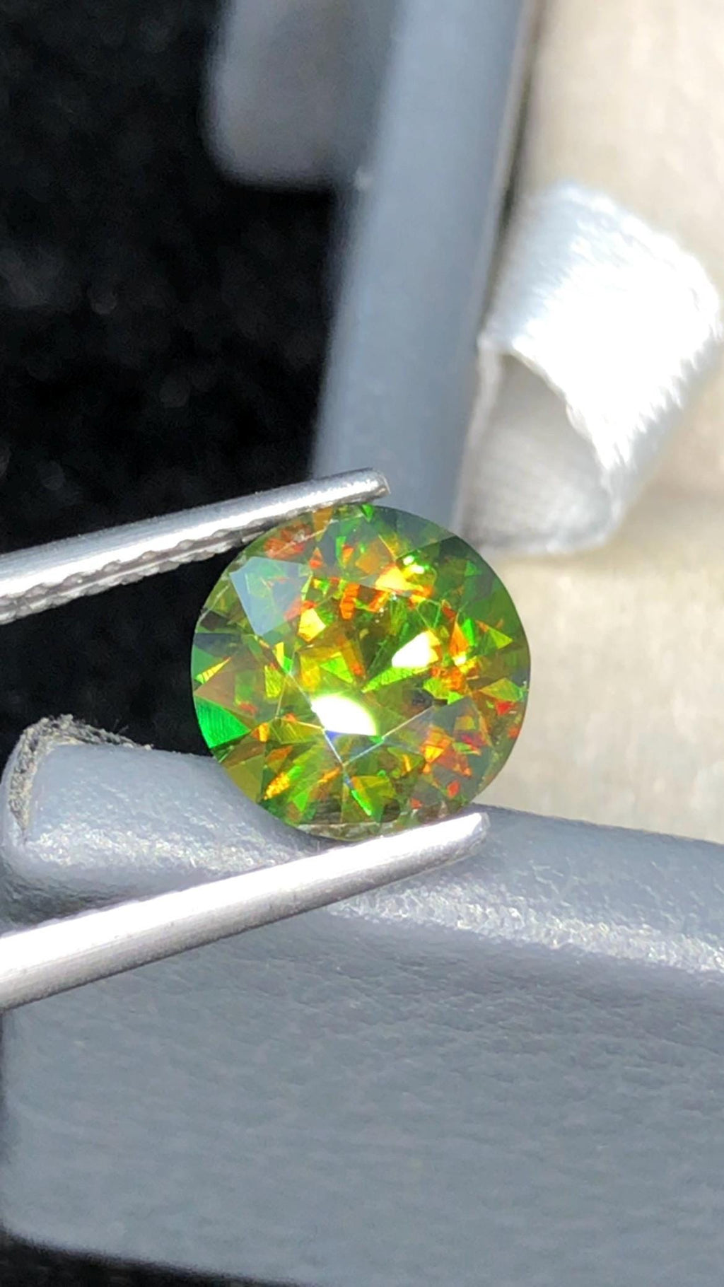 Chrome Sphene 1.90ct Round Cut From Madagascar
