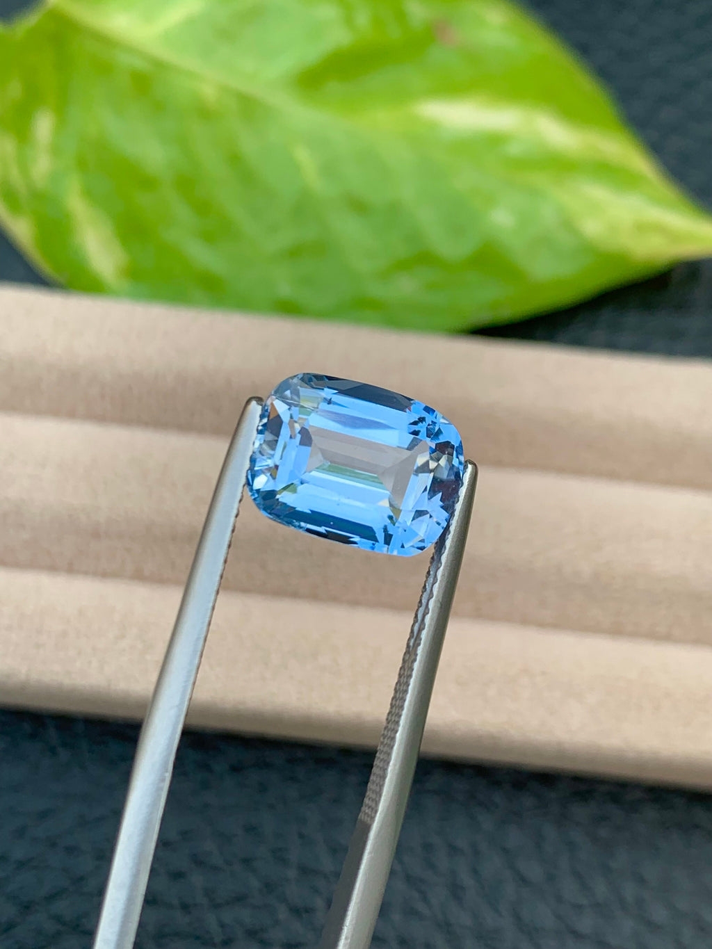 Santa Maria Blue Aquamarine: 4.50 CT VVS Cushion Cut Gemstone