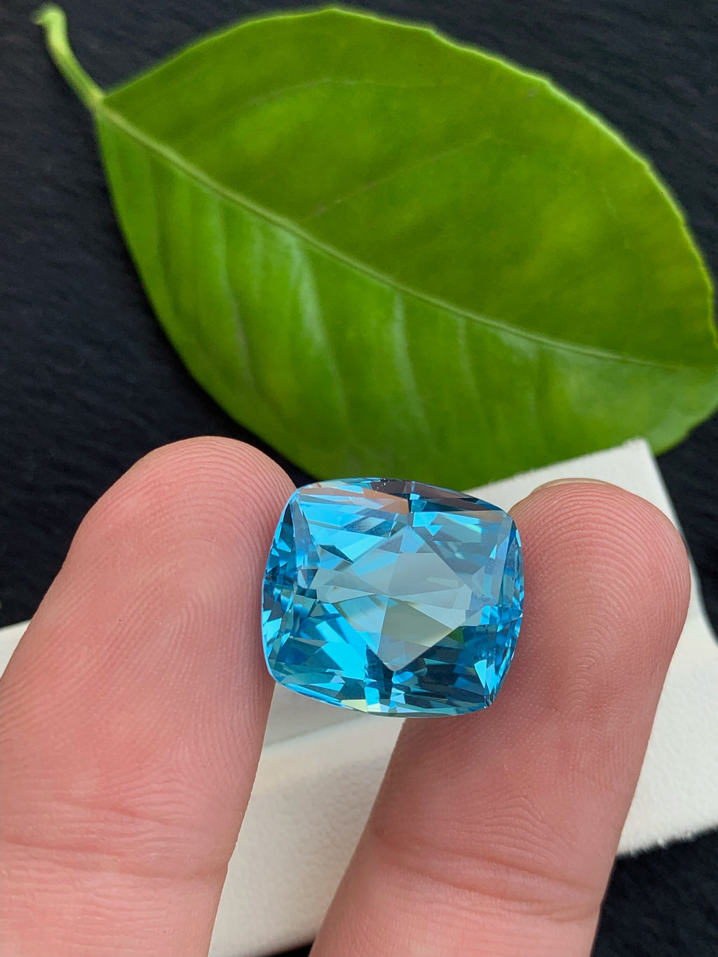 27 CT Swiss Blue Topaz Gemstone: Cushion Cut Faceted Stone