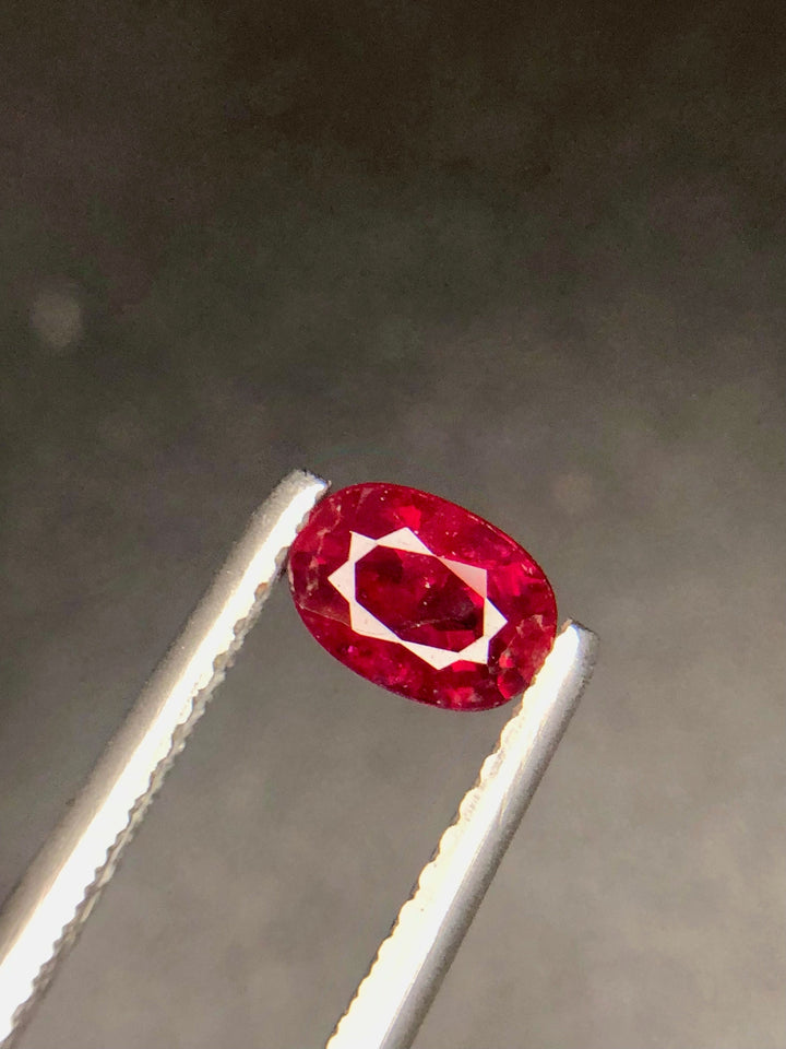 Mozambique Red Ruby AAA: 0.70 CT Oval Cut Loose Gemstone