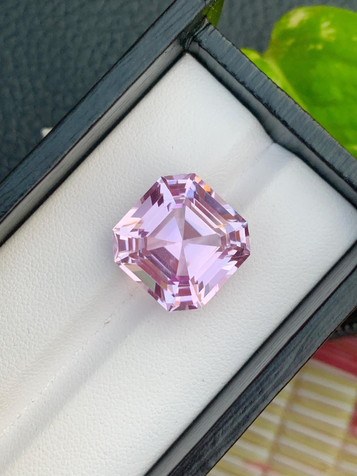 Natural Pink Kunzite Gemstone: 21.40 CT Flawless Ascher Cut