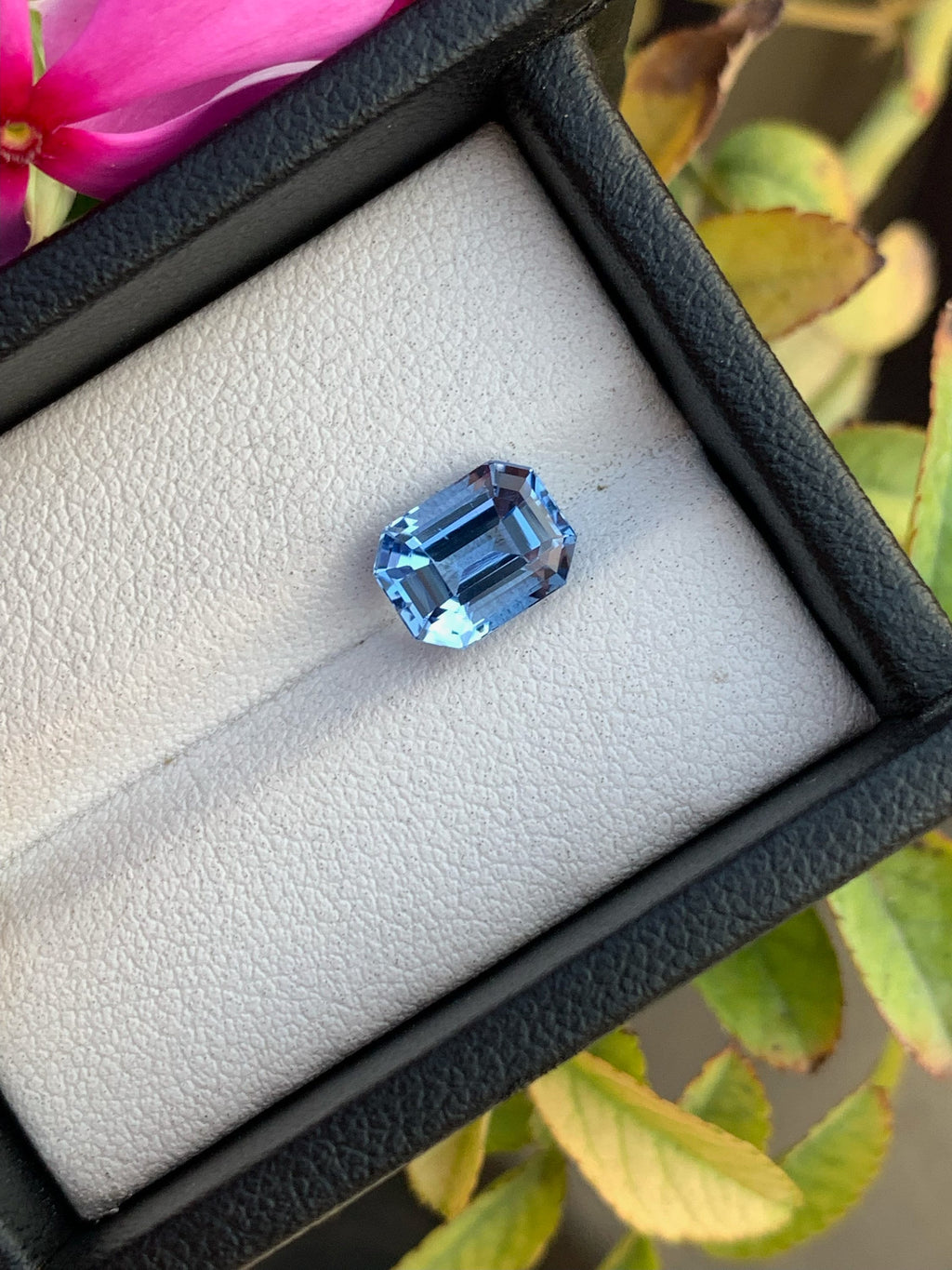 Santa Maria Blue Aquamarine Gemstone: Emerald Cut, 2 Carats